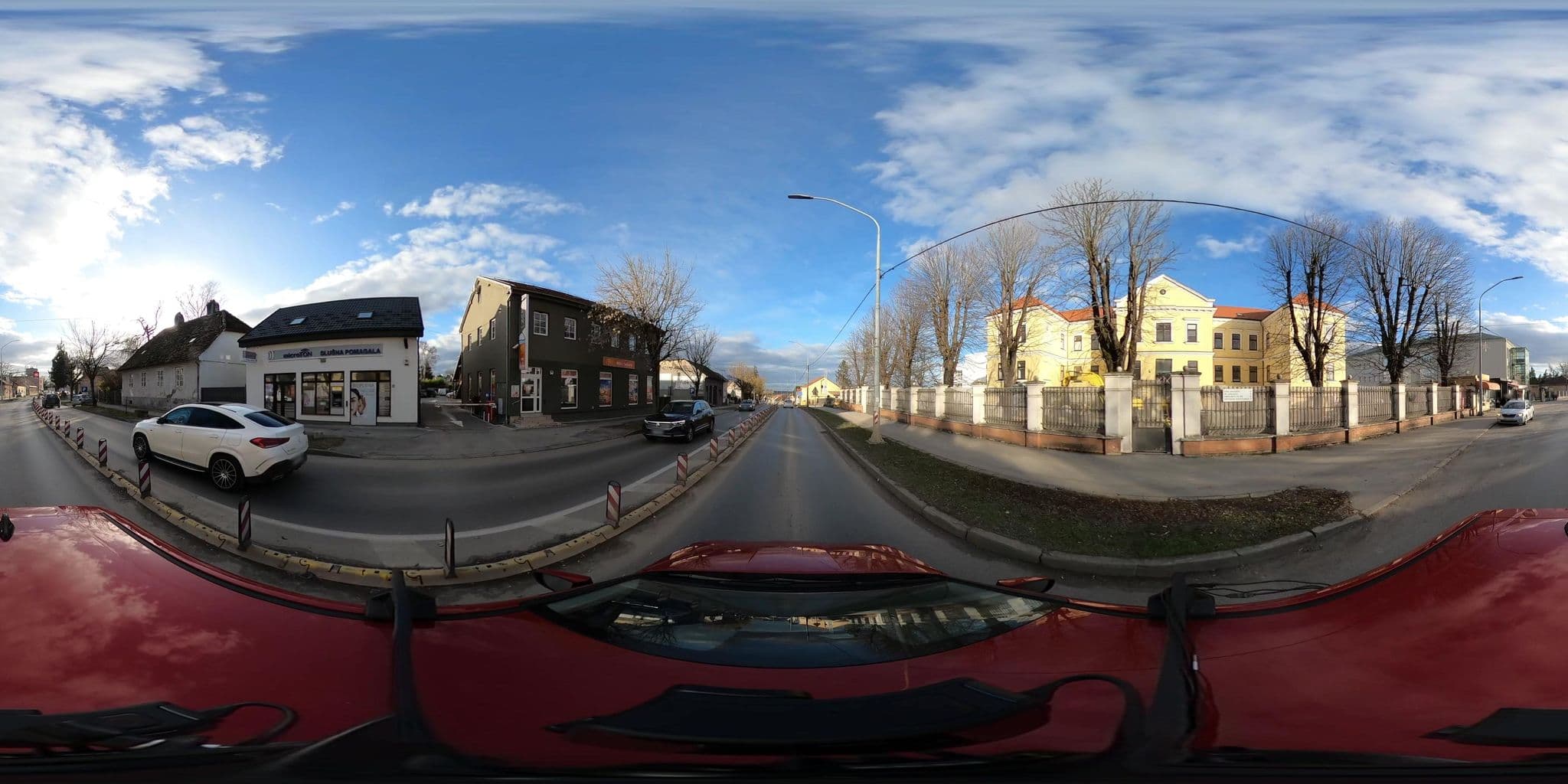 Street view near Bijela lađa, Sisak — © tomislavzen12 (CC BY-SA · Mapillary)
