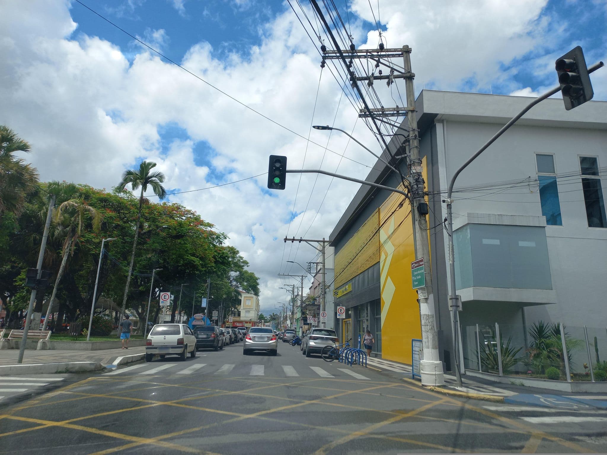 Street view near Hotel Colonial, Lorena — © and_eng (CC BY-SA · Mapillary)