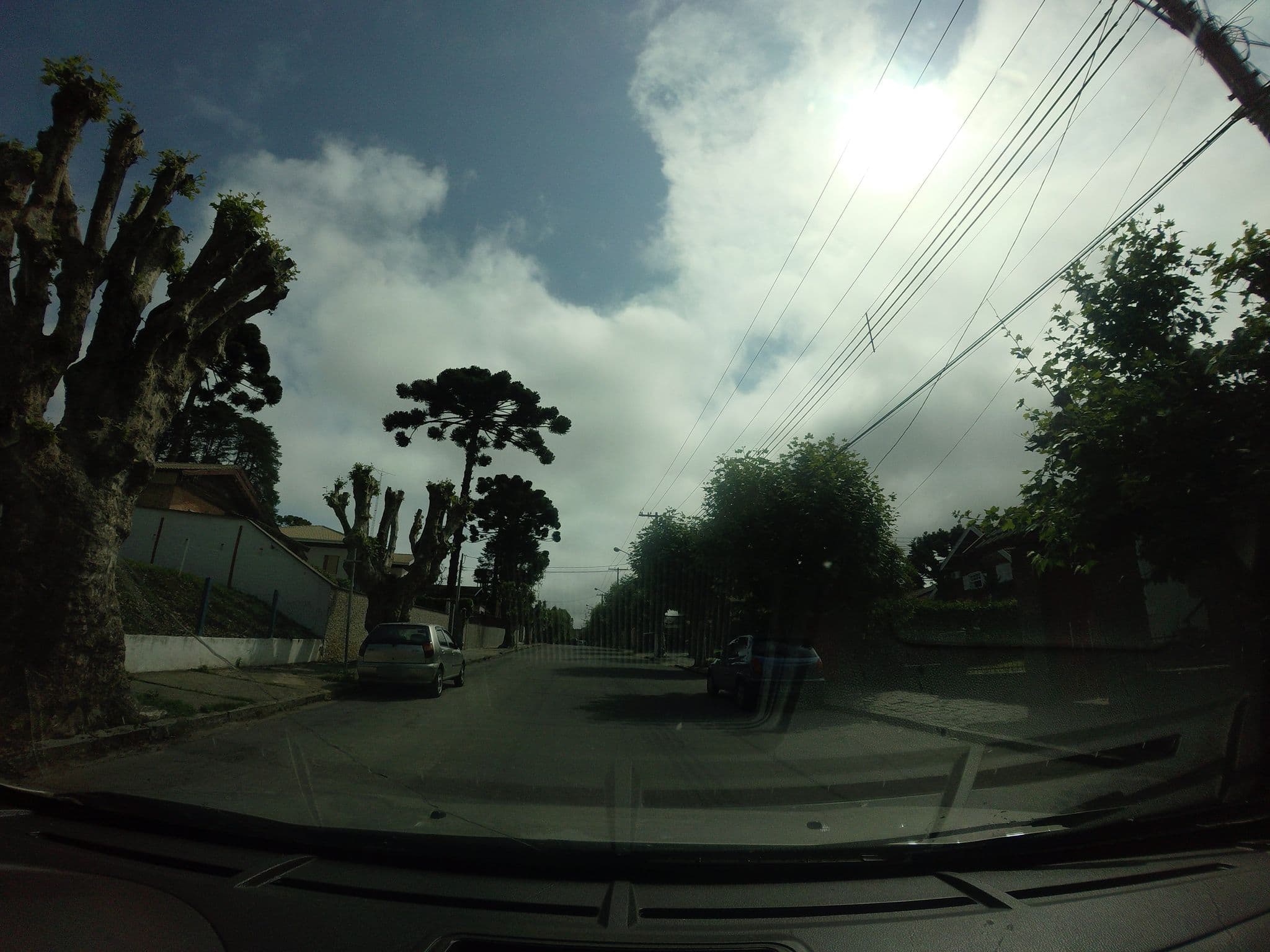 Street view near Pousada do Conde, Campos do Jordão — © andersoal (CC BY-SA · Mapillary)