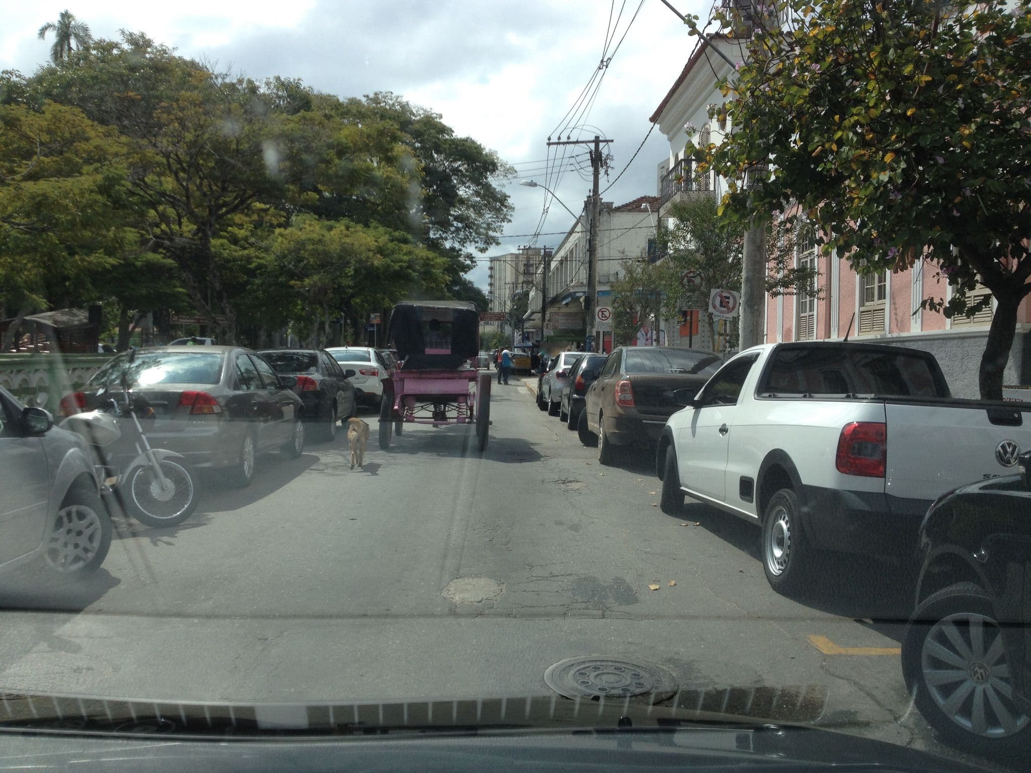 Street view near Hotel Bragança, Caxambu — © jglacerda (CC BY-SA · Mapillary)