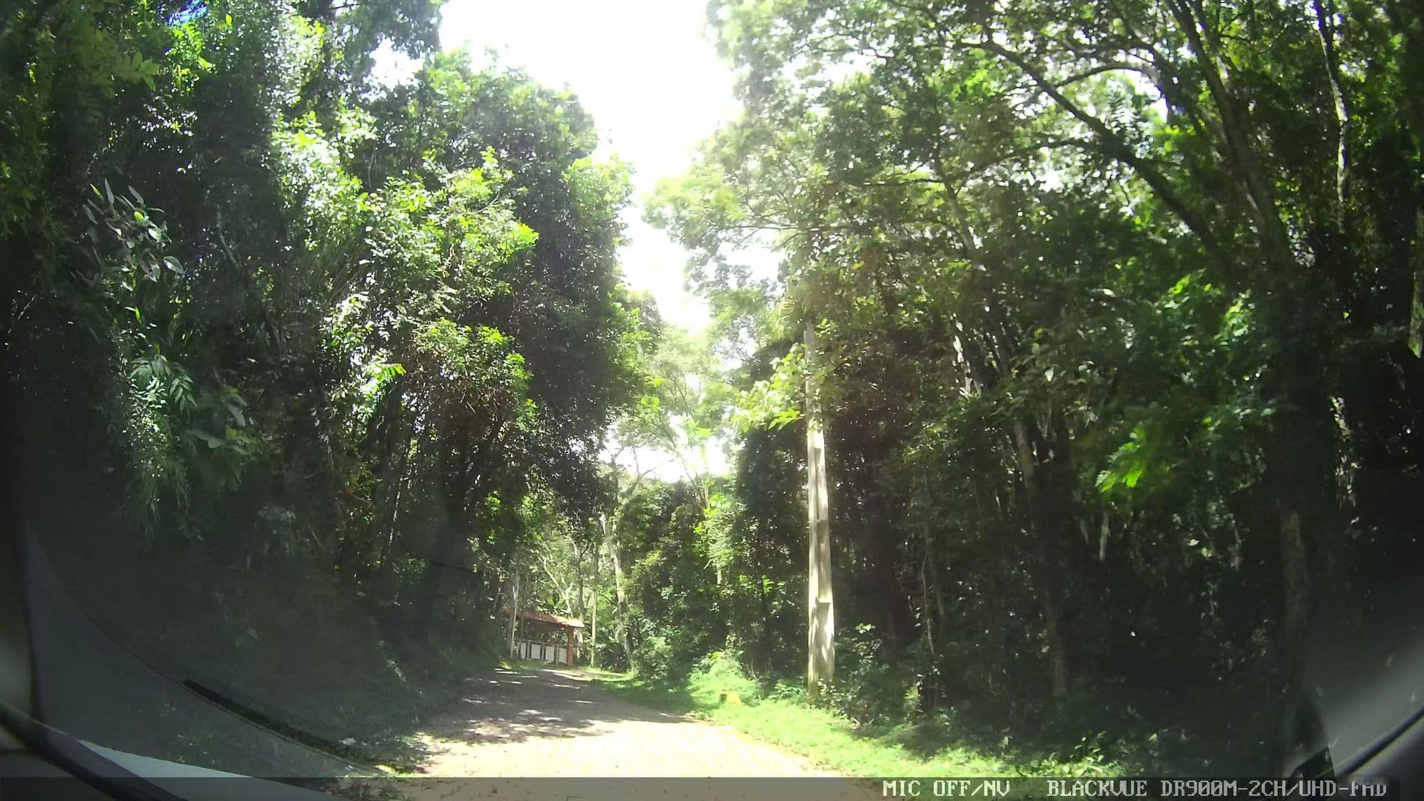 Street view near Pousada Brumas da Serra, Extrema — © marciosampaio (CC BY-SA · Mapillary)