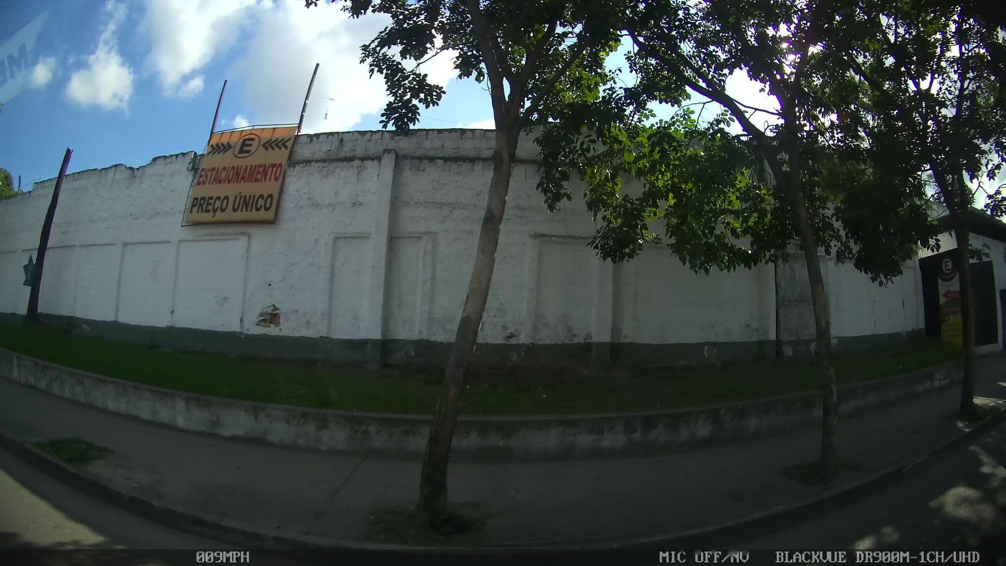 Street view near Hotelon Hotel LTDA, Nilópolis — © kaart_1 (CC BY-SA · Mapillary)