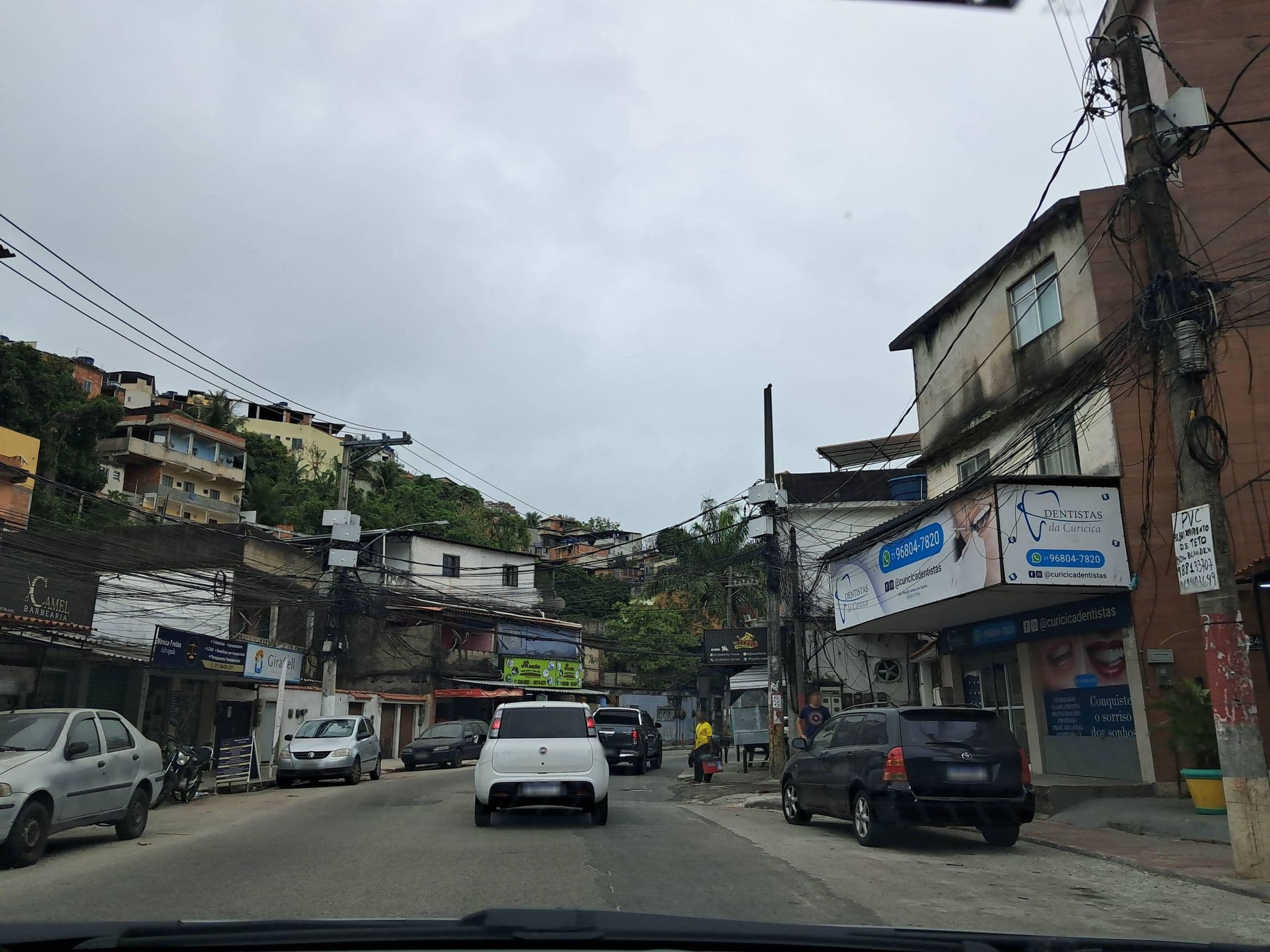 Street view near Village Potira - The Guest House, Barra da Tijuca — © enzostana (CC BY-SA · Mapillary)