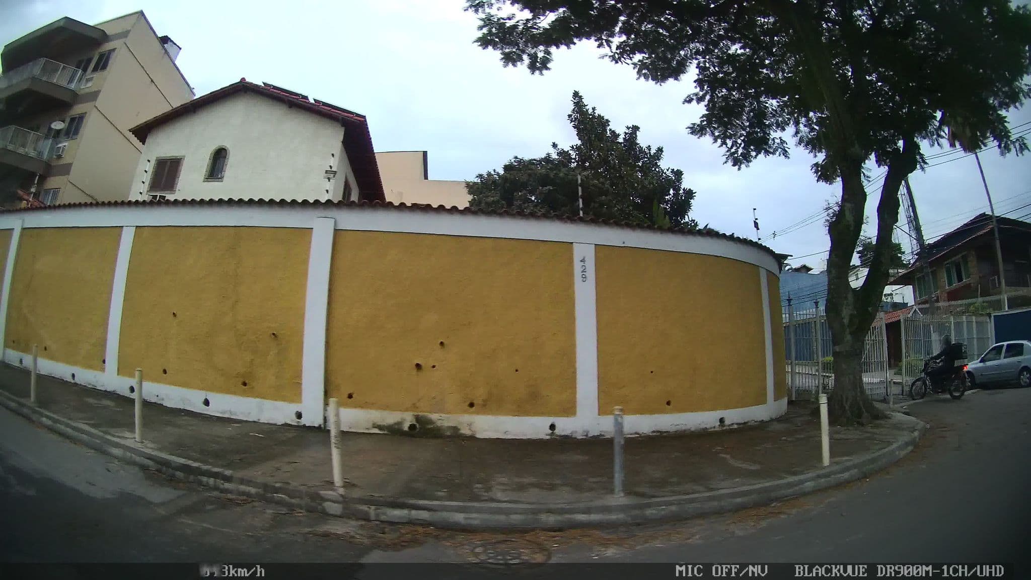 Street view near Pousada Recanto, Barra da Tijuca — © kaart_1 (CC BY-SA · Mapillary)