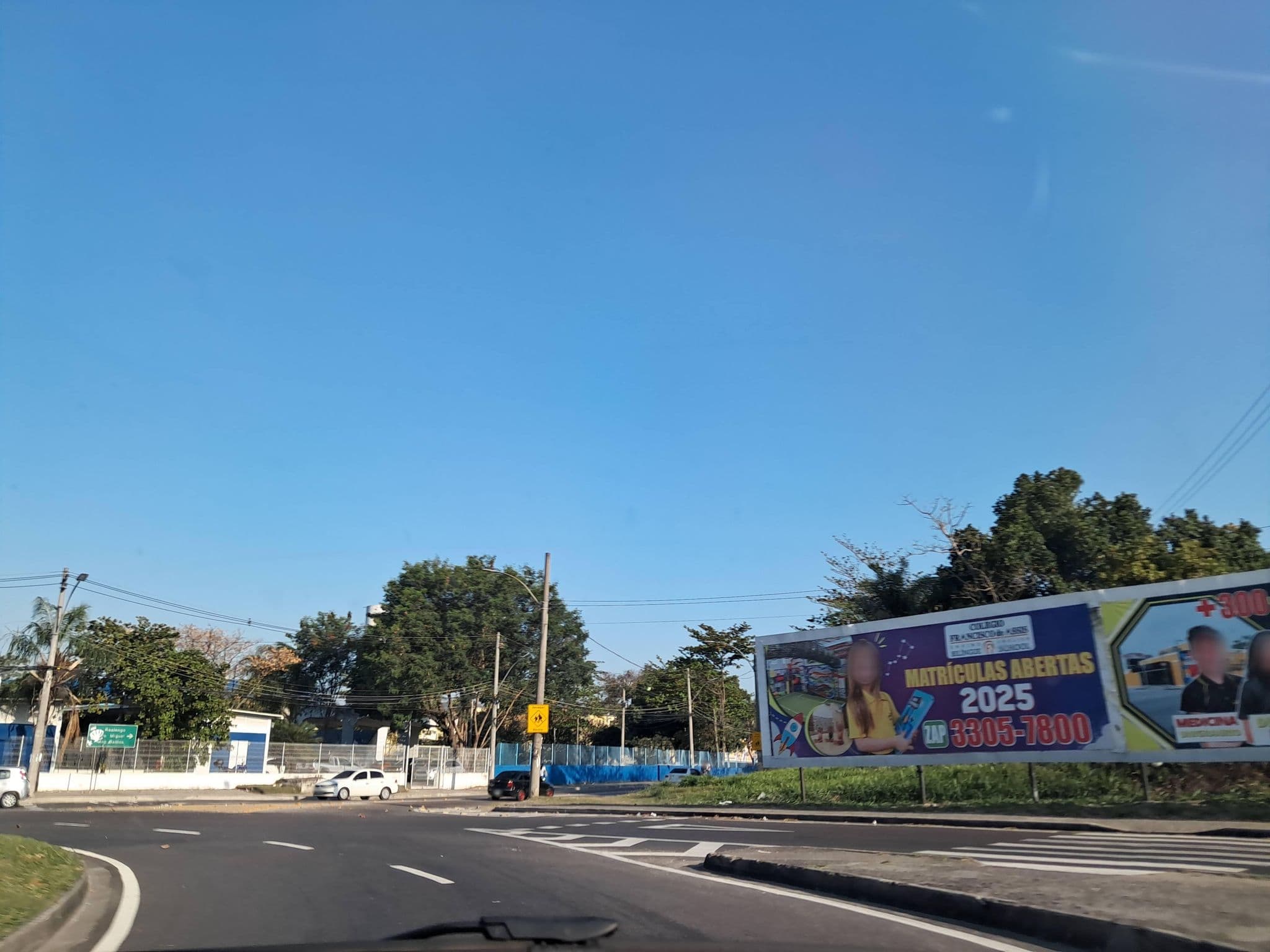 Street view near Bariloche, Nilópolis — © enzostana (CC BY-SA · Mapillary)