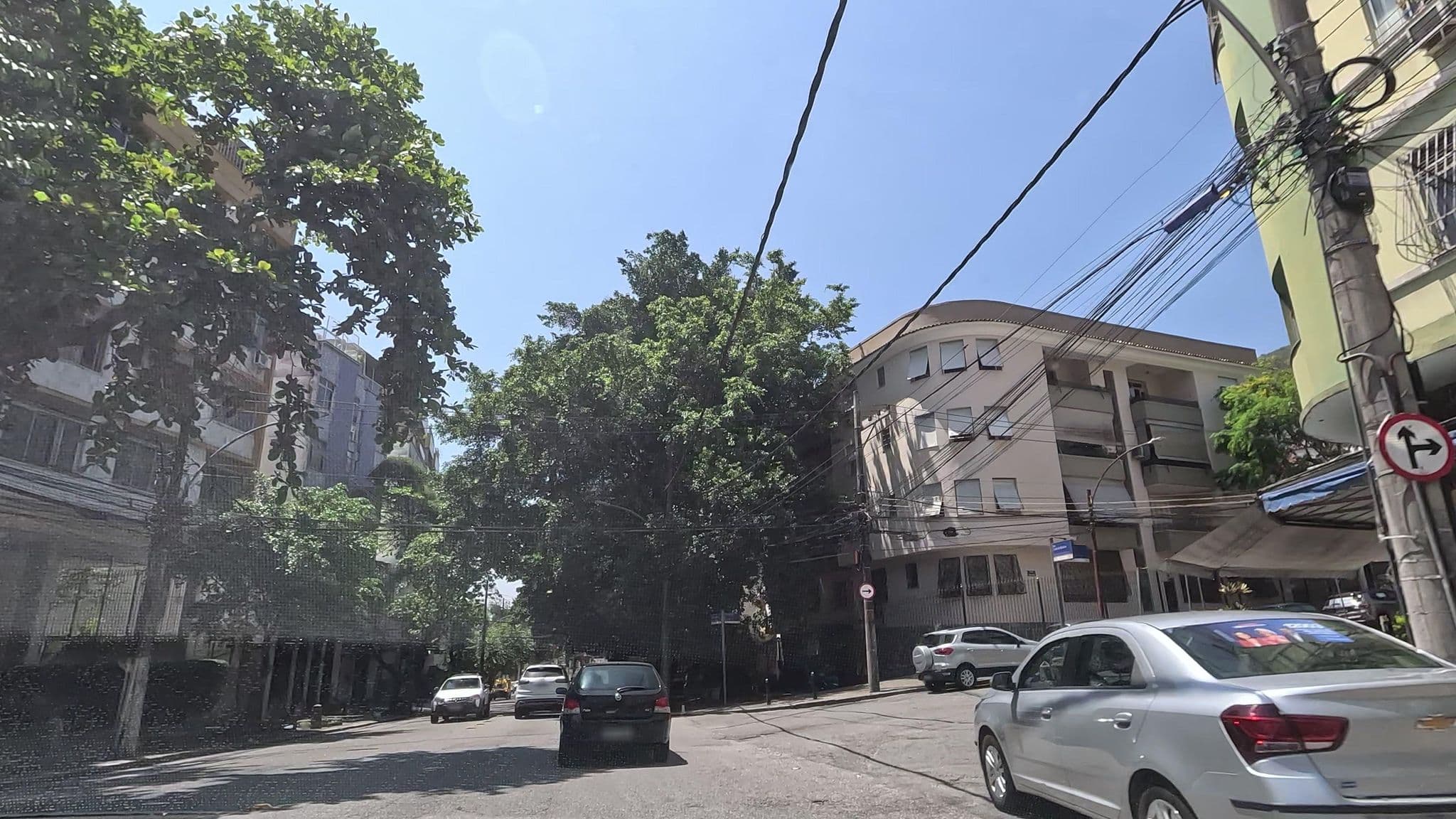 Street view near Pensão Dos Sciammarella, Rocinha — © Malu25 (CC BY-SA · Mapillary)