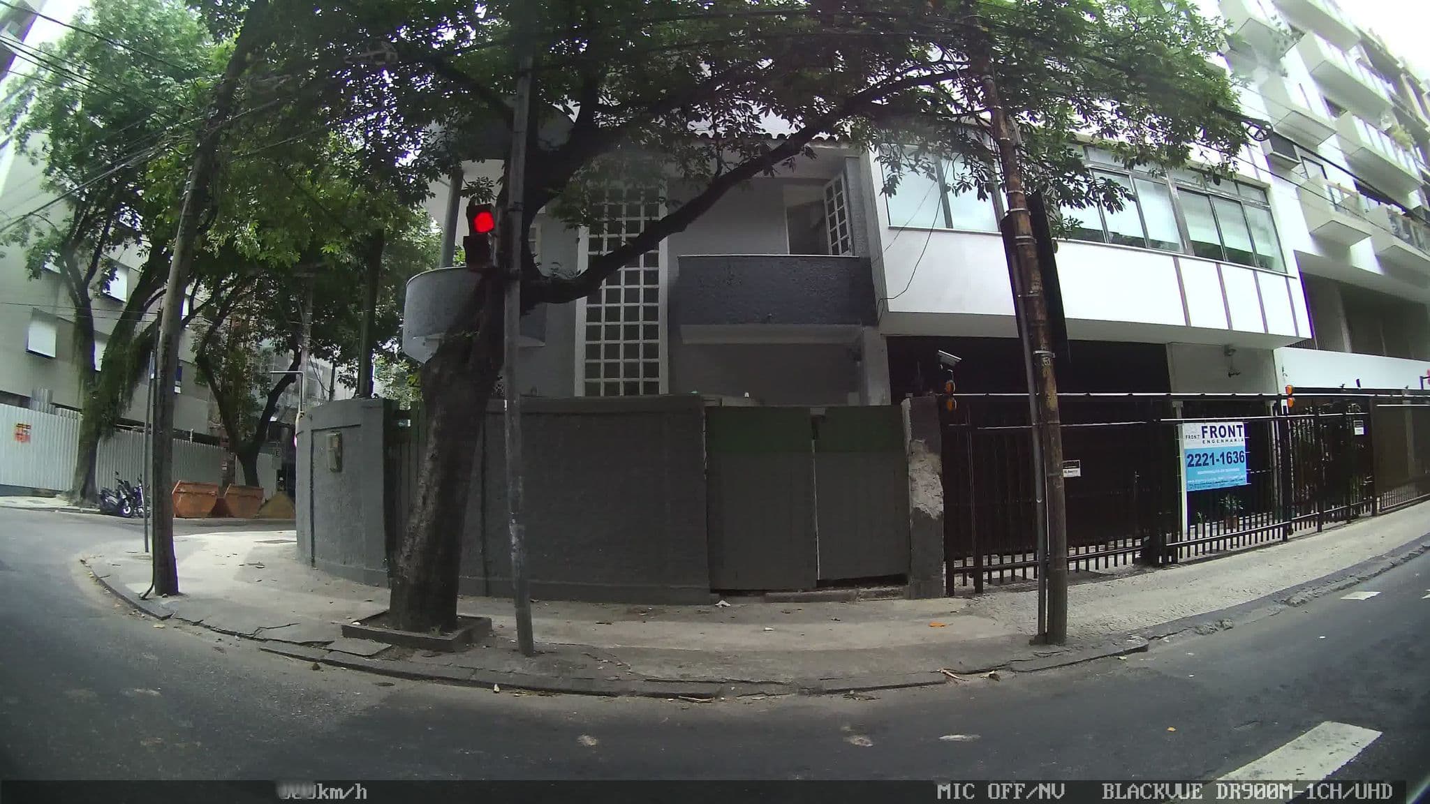 Street view near Hostel Leblon, Leblon — © kaart_1 (CC BY-SA · Mapillary)