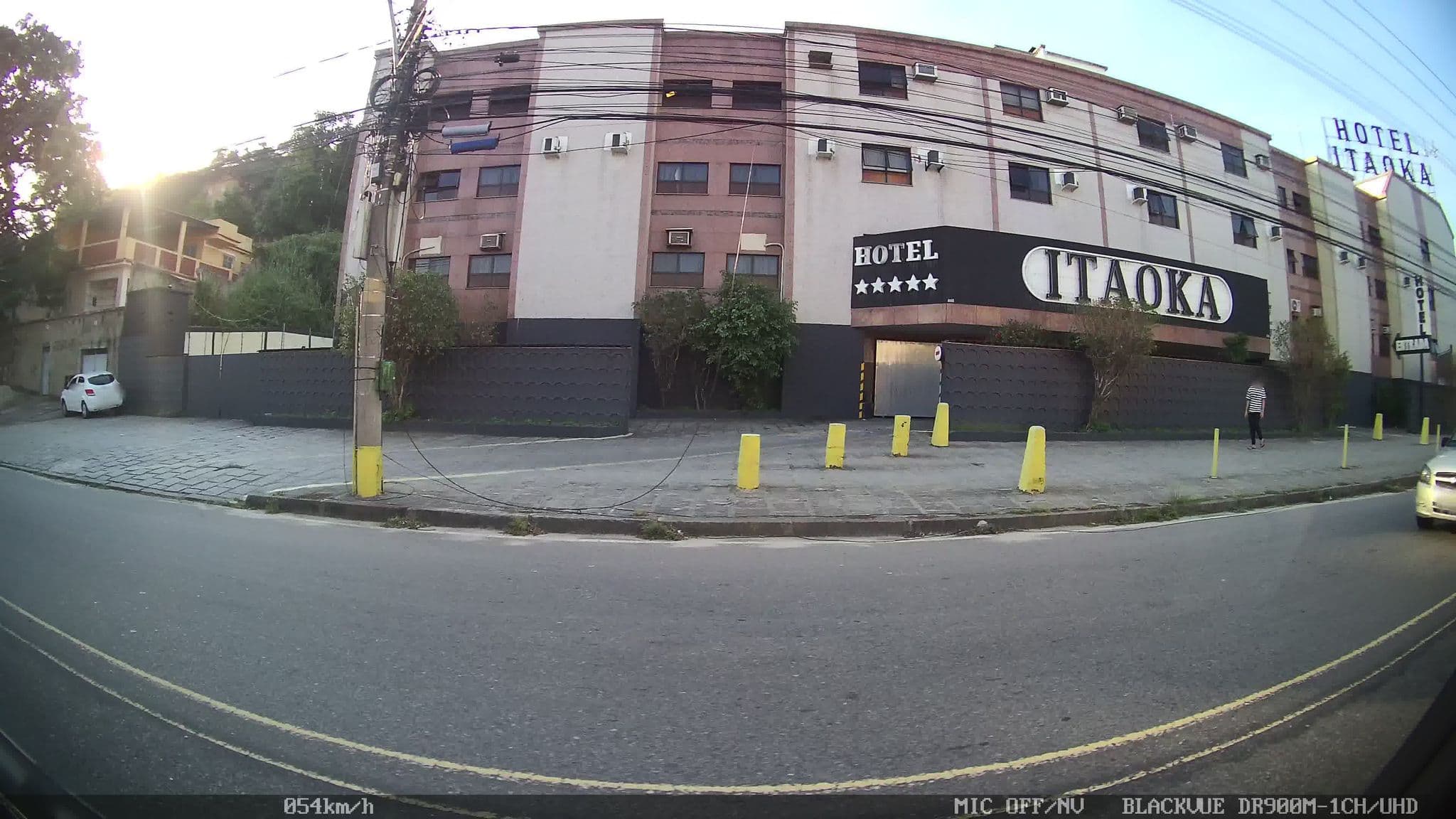 Street view near Hotel Itaoka, Gamboa — © kaart_2 (CC BY-SA · Mapillary)