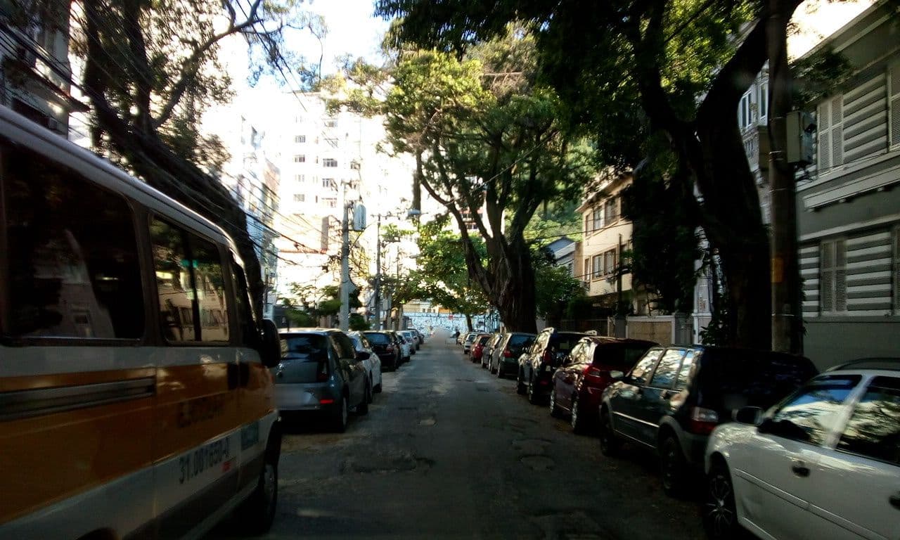 Street view near Hospedaria Primo, Copacabana — © marciosampaio (CC BY-SA · Mapillary)