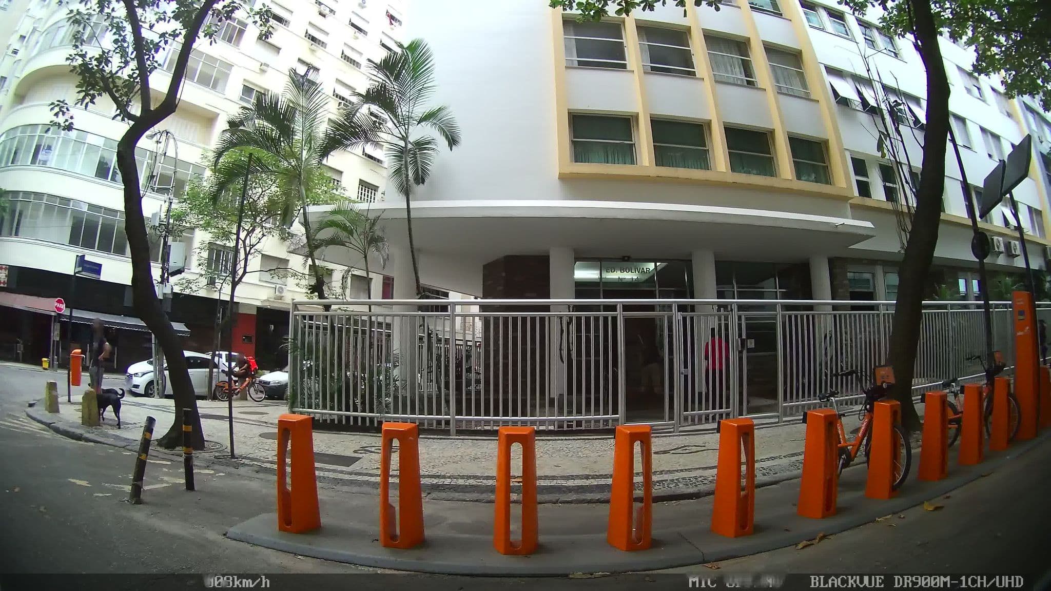 Street view near Rio de Janeiro Central Suites, Copacabana — © kaart_1 (CC BY-SA · Mapillary)