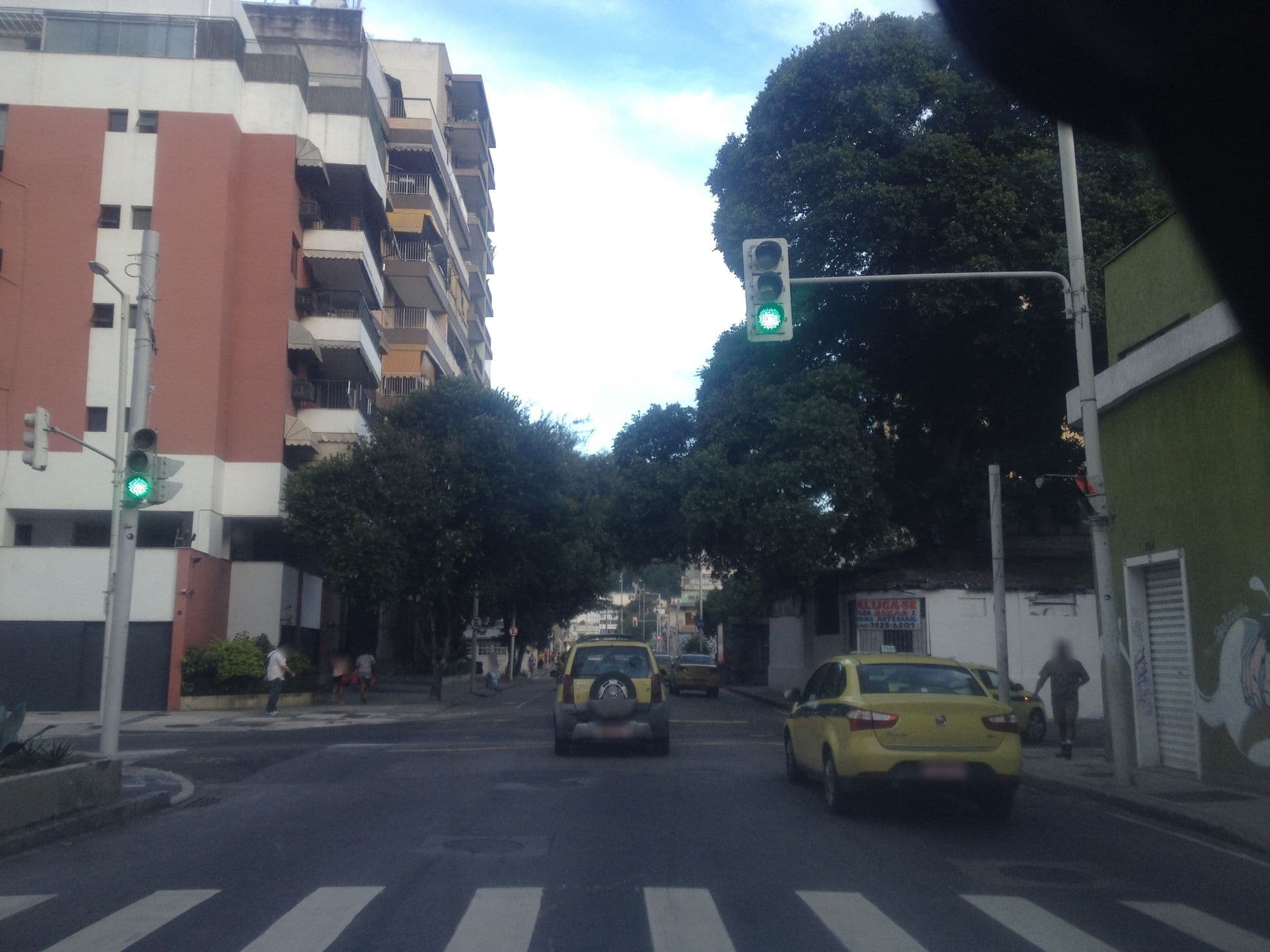 Street view near Airbnb HS10, Copacabana — © vialma (CC BY-SA · Mapillary)
