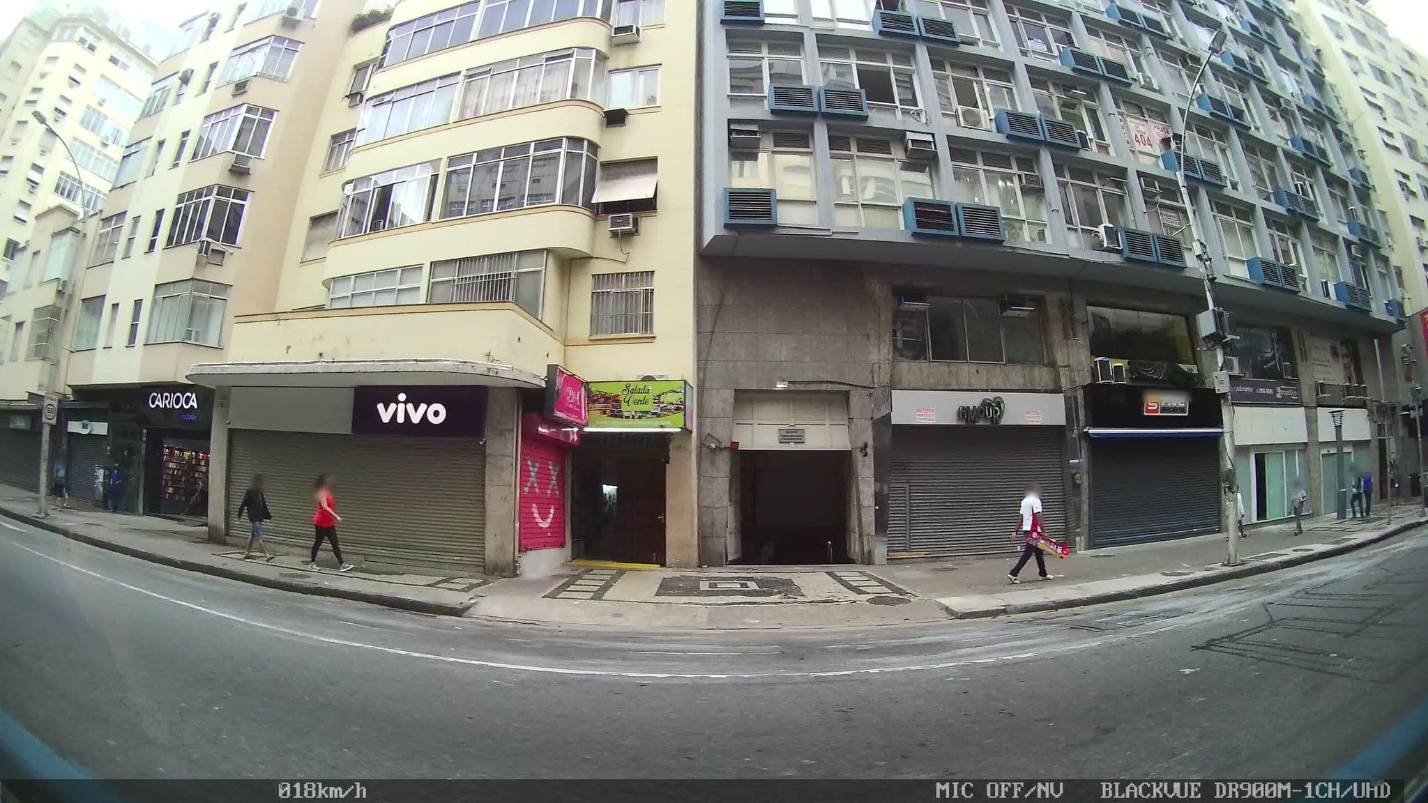 Street view near Copacabana Hotel Beach, Copacabana — © kaart_1 (CC BY-SA · Mapillary)