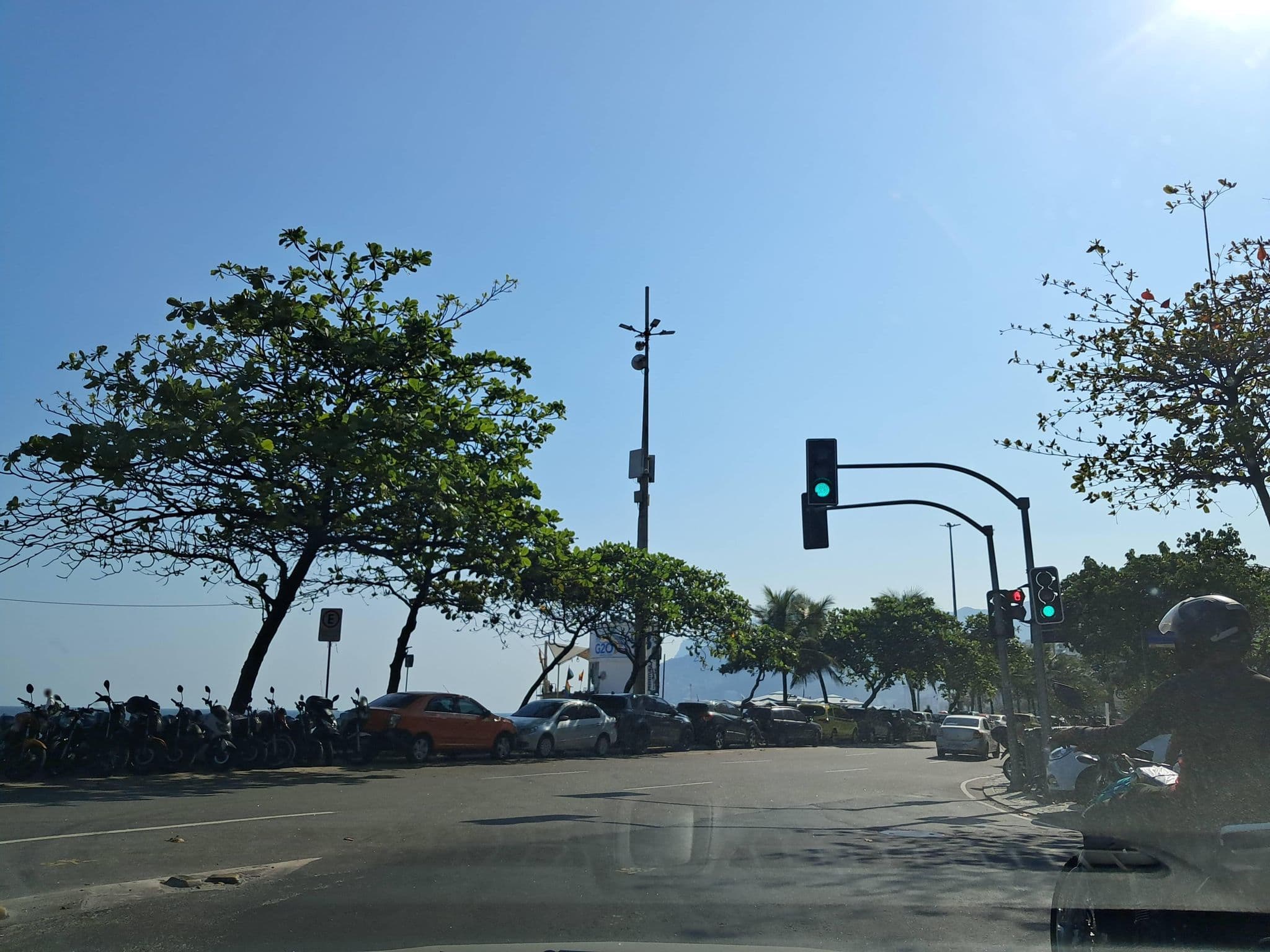 Street view near Plantão Britney Spears Hotel Fasano, Ipanema — © Malu25 (CC BY-SA · Mapillary)