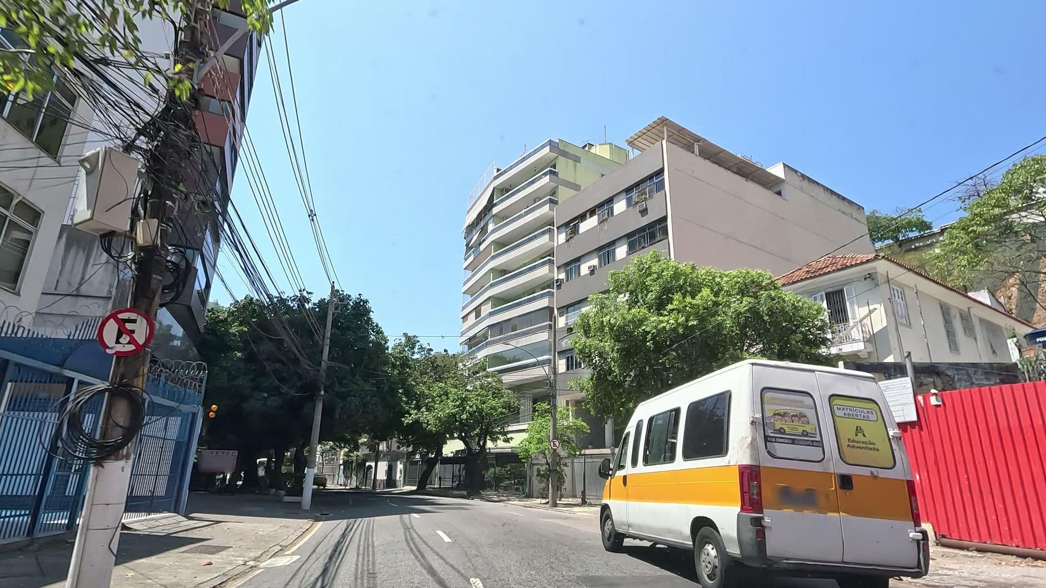 Street view near Veloso El, Estácio — © Malu25 (CC BY-SA · Mapillary)