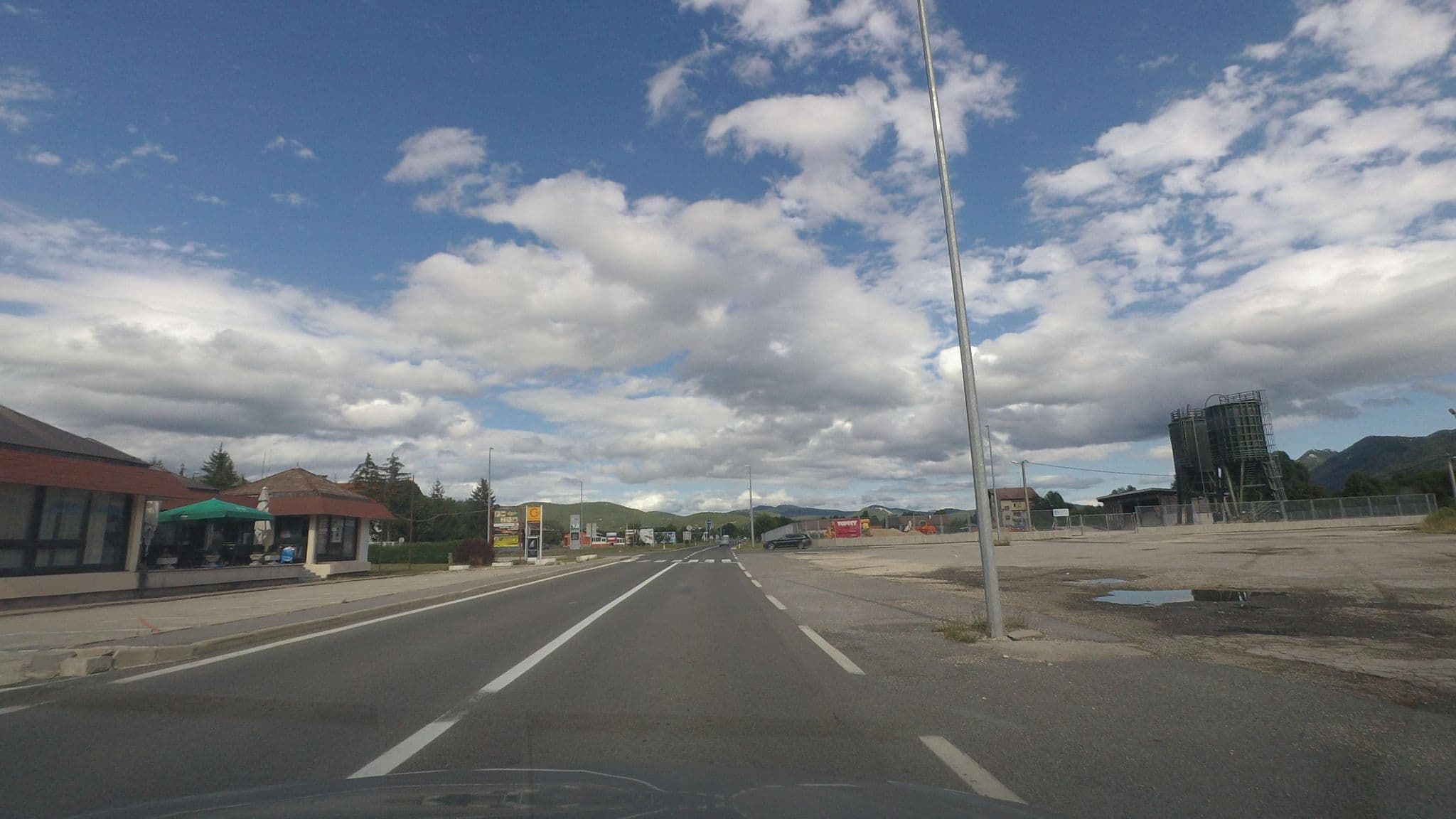 Street view near Lički Krovovi, Gračac — © hbogner (CC BY-SA · Mapillary)
