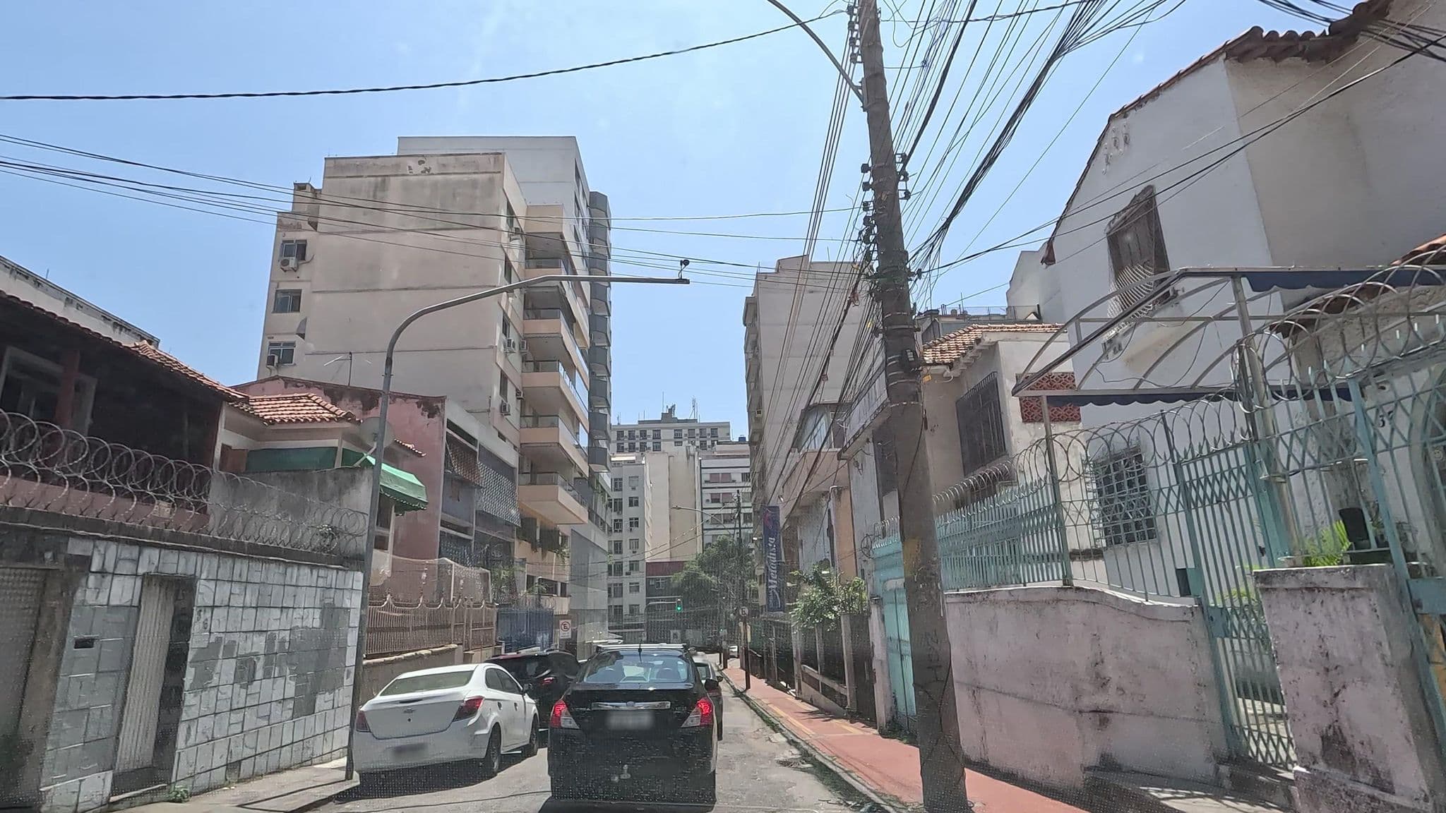 Street view near Hotel, Estácio — © Malu25 (CC BY-SA · Mapillary)
