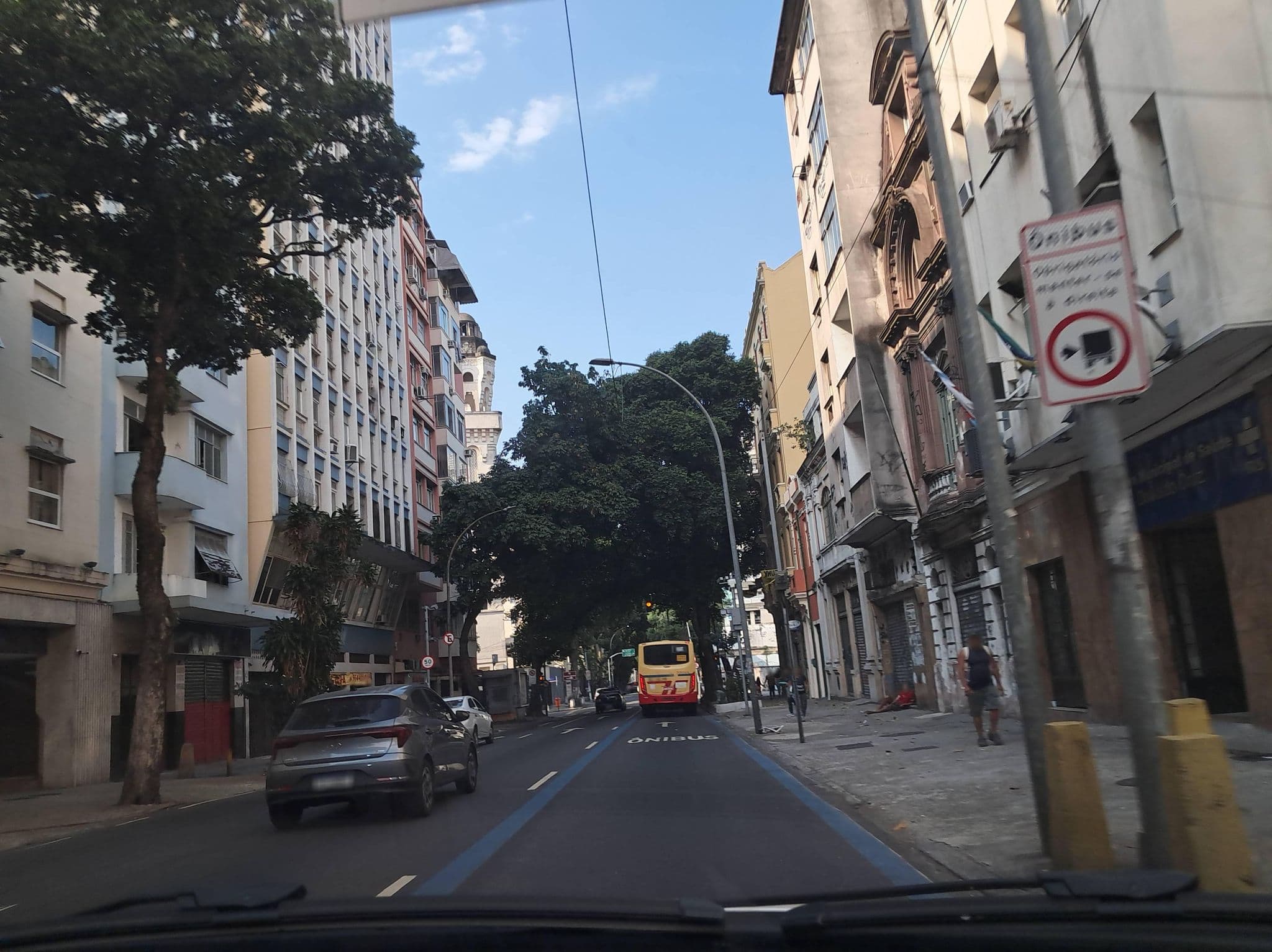 Street view near Snob Hotel, Santa Teresa — © Malu25 (CC BY-SA · Mapillary)