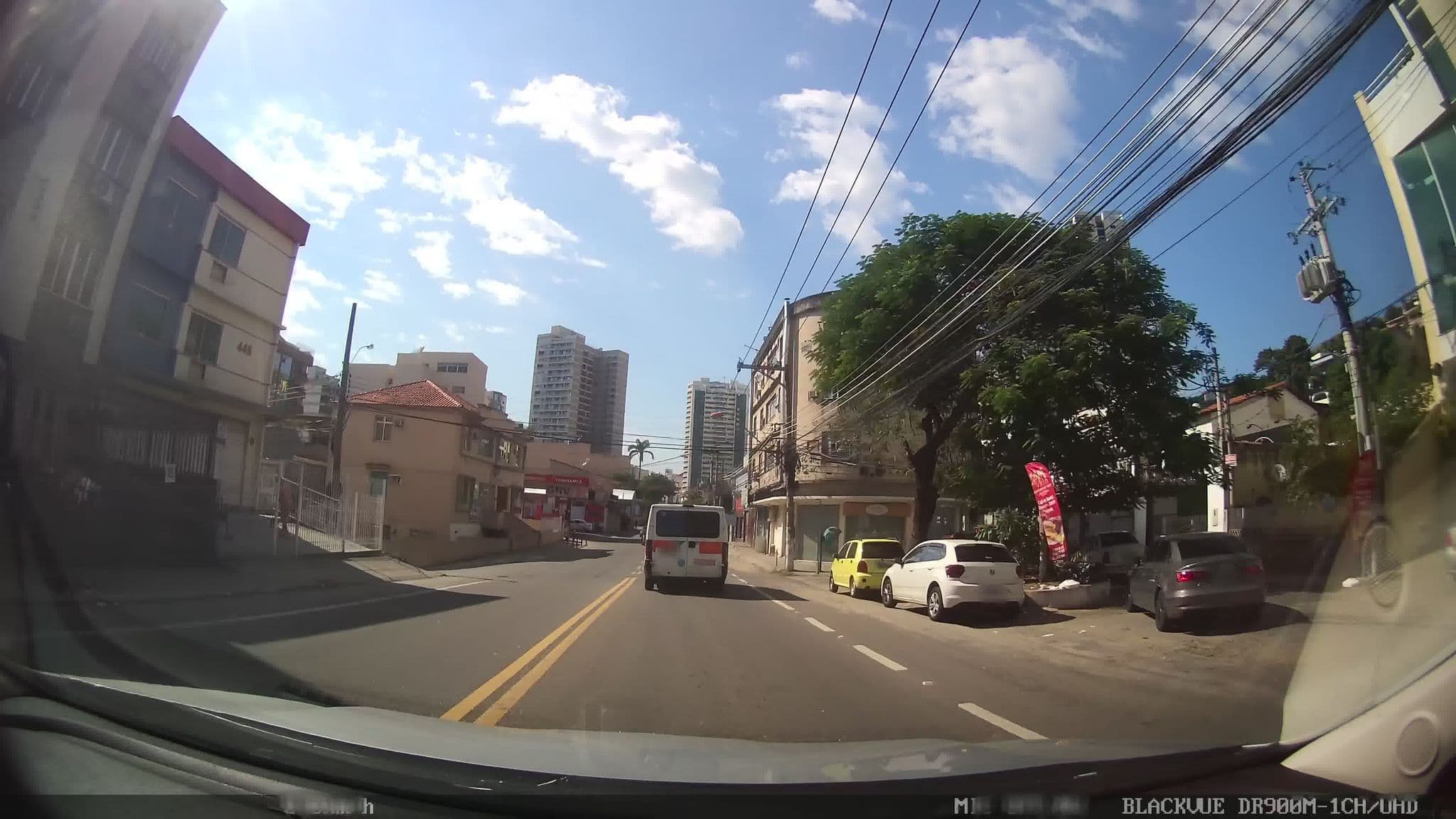 Street view near Mont Blanc Suítes Yguassu, Nova Iguaçu — © kaart_1 (CC BY-SA · Mapillary)