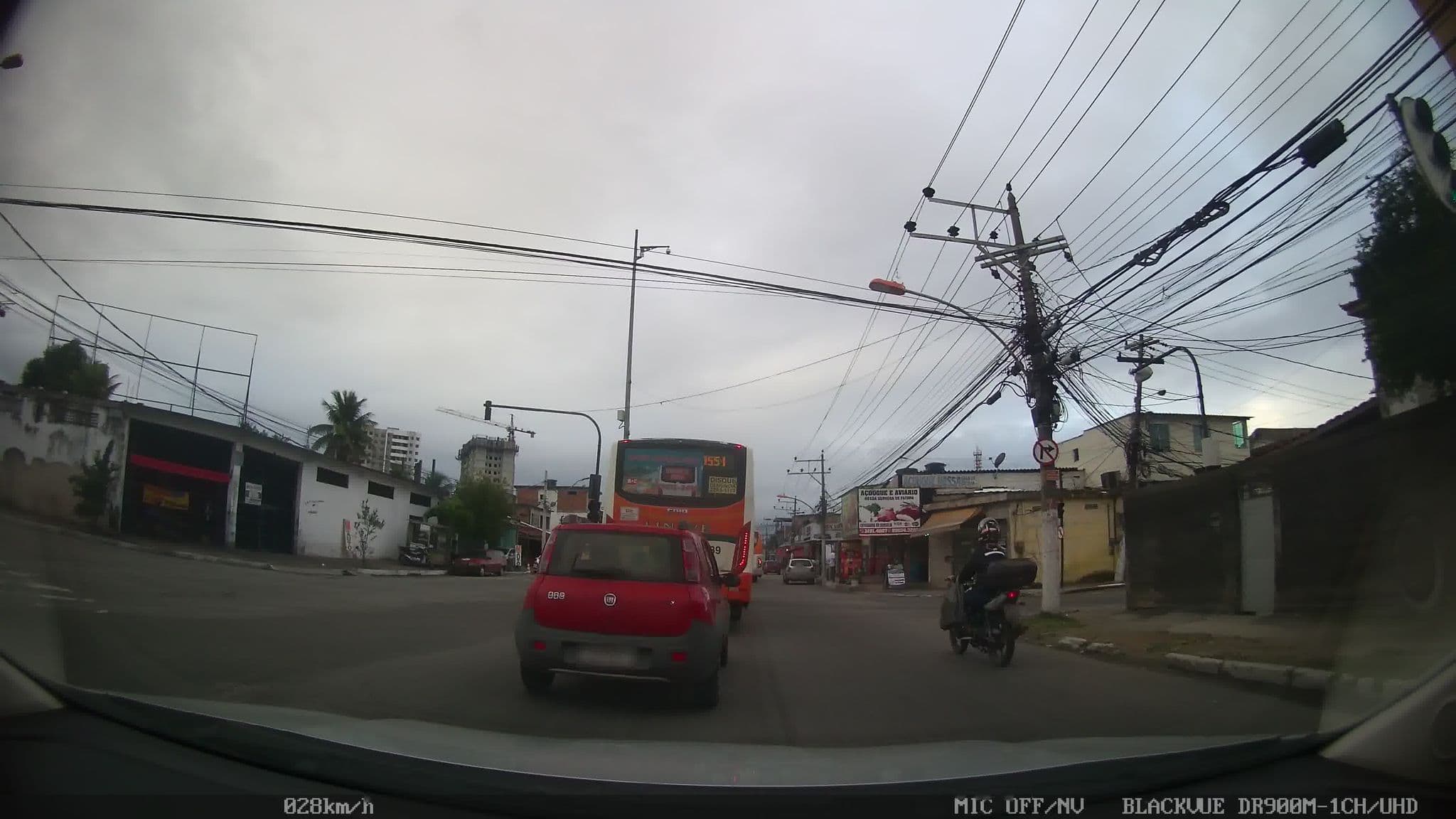 Street view near Motel Comanche, Nova Iguaçu — © kaart_1 (CC BY-SA · Mapillary)