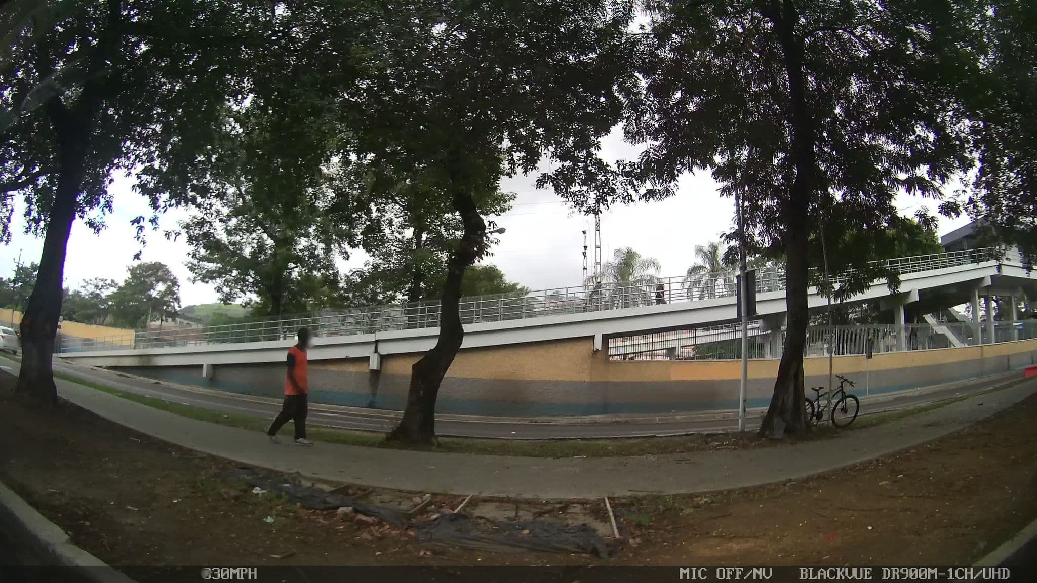 Street view near Hotel e Bar Estadual Mesquita, Nova Iguaçu — © kaart_1 (CC BY-SA · Mapillary)