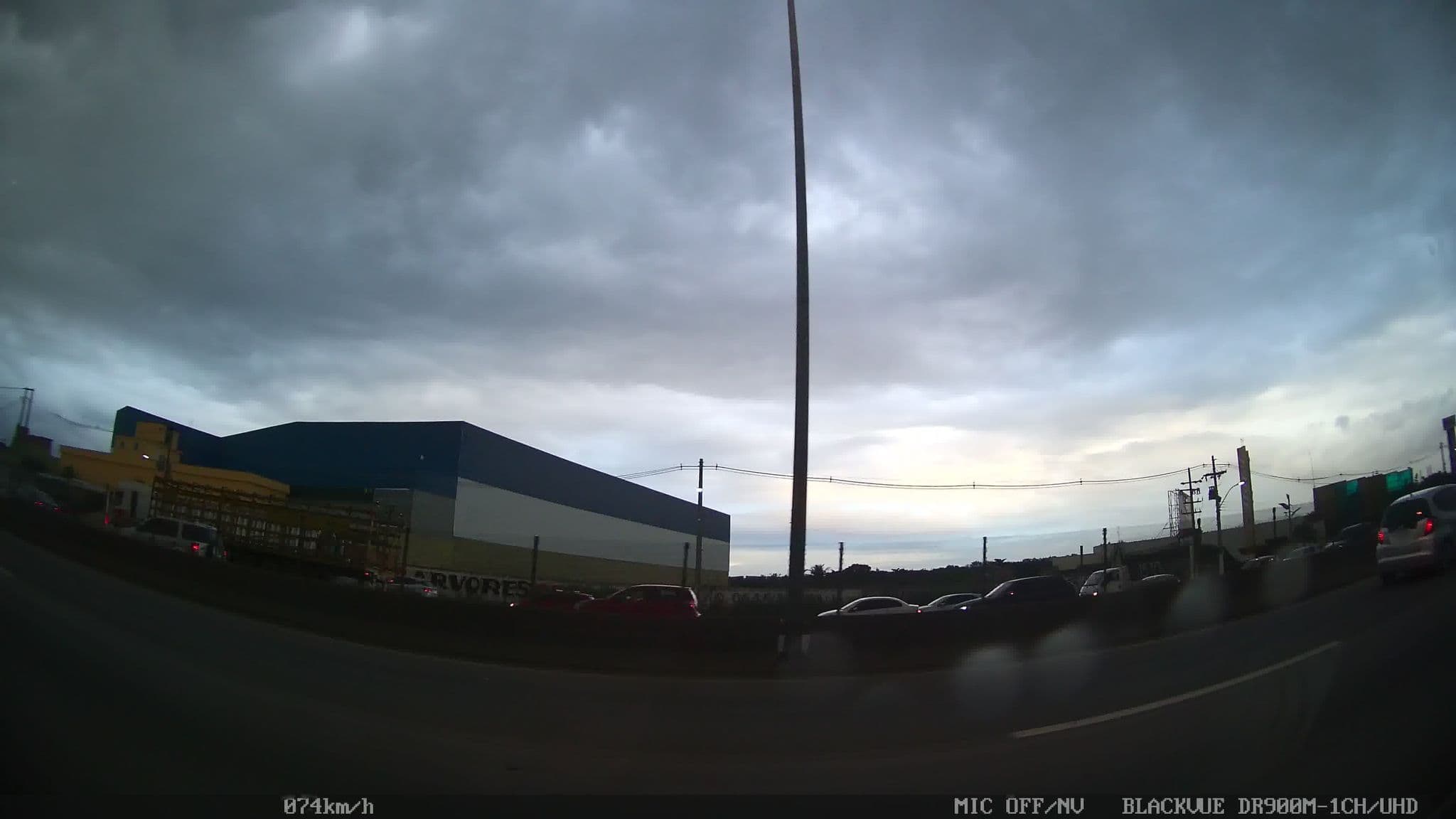 Street view near Motel Costa Blanca, Duque de Caxias — © kaart_2 (CC BY-SA · Mapillary)