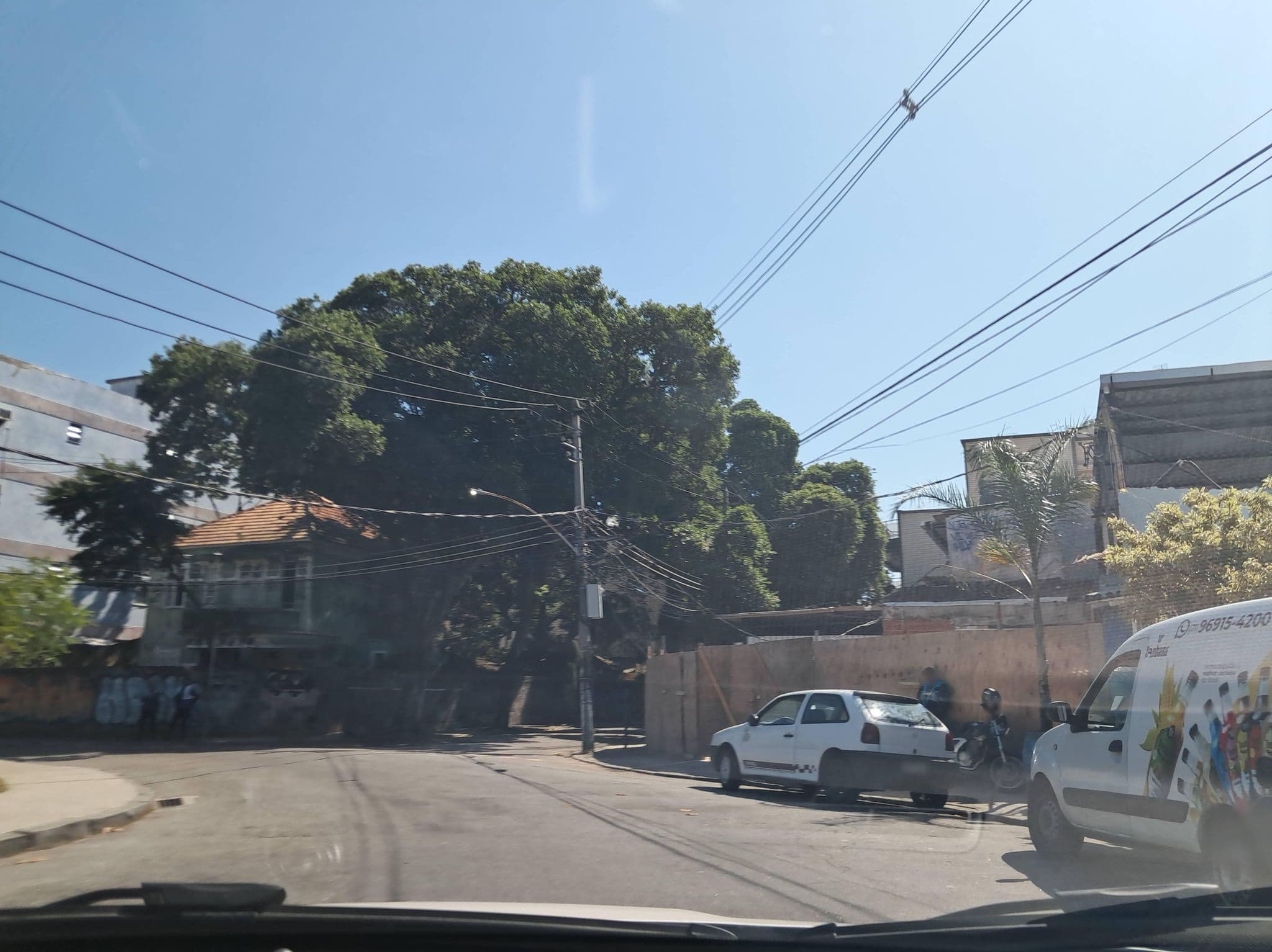 Street view near Hotel Sunshine, Gamboa — © enzostana (CC BY-SA · Mapillary)