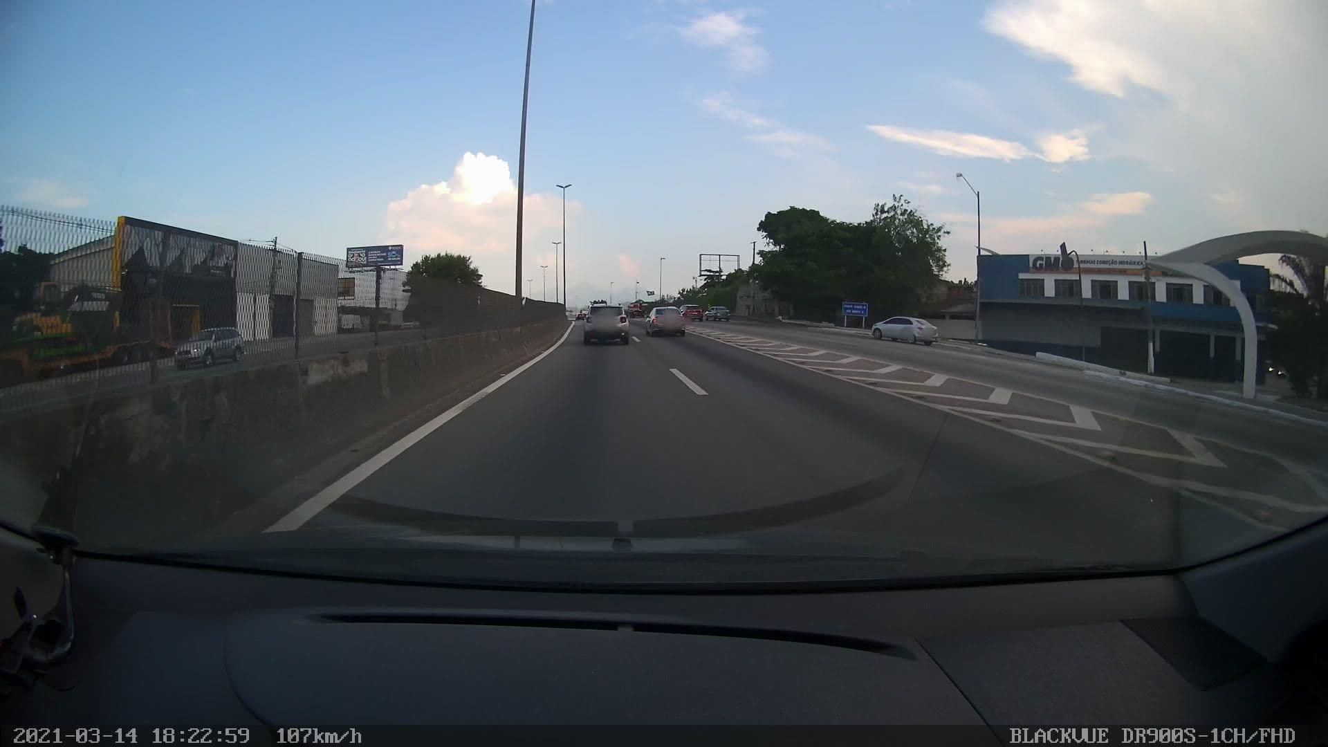 Street view near Motel Luxemburgo, Duque de Caxias — © mnigri (CC BY-SA · Mapillary)