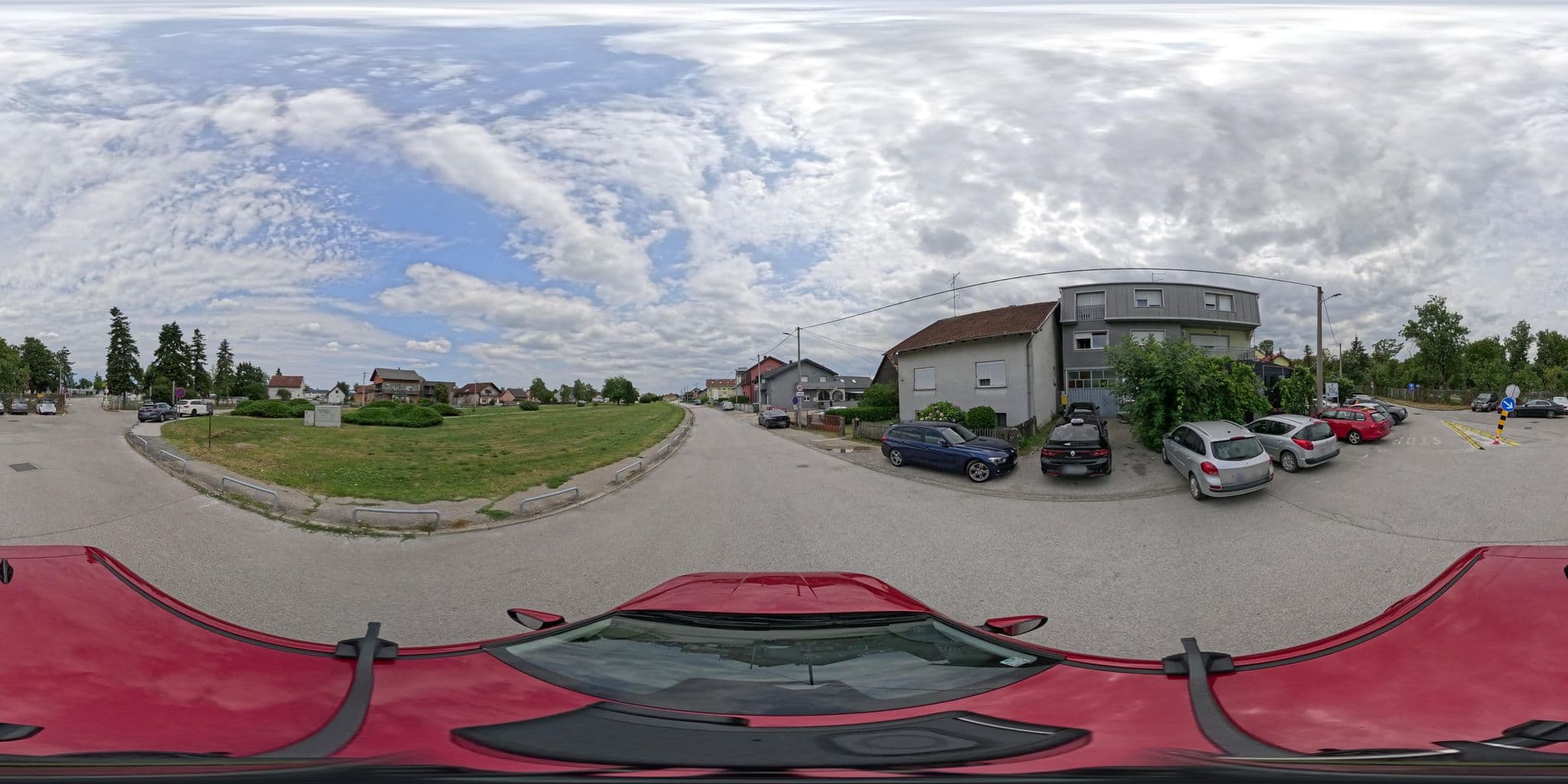 Street view near Ivac Inn Zagreb Airport Hotel, Velika Gorica — © tomislavzen12 (CC BY-SA · Mapillary)