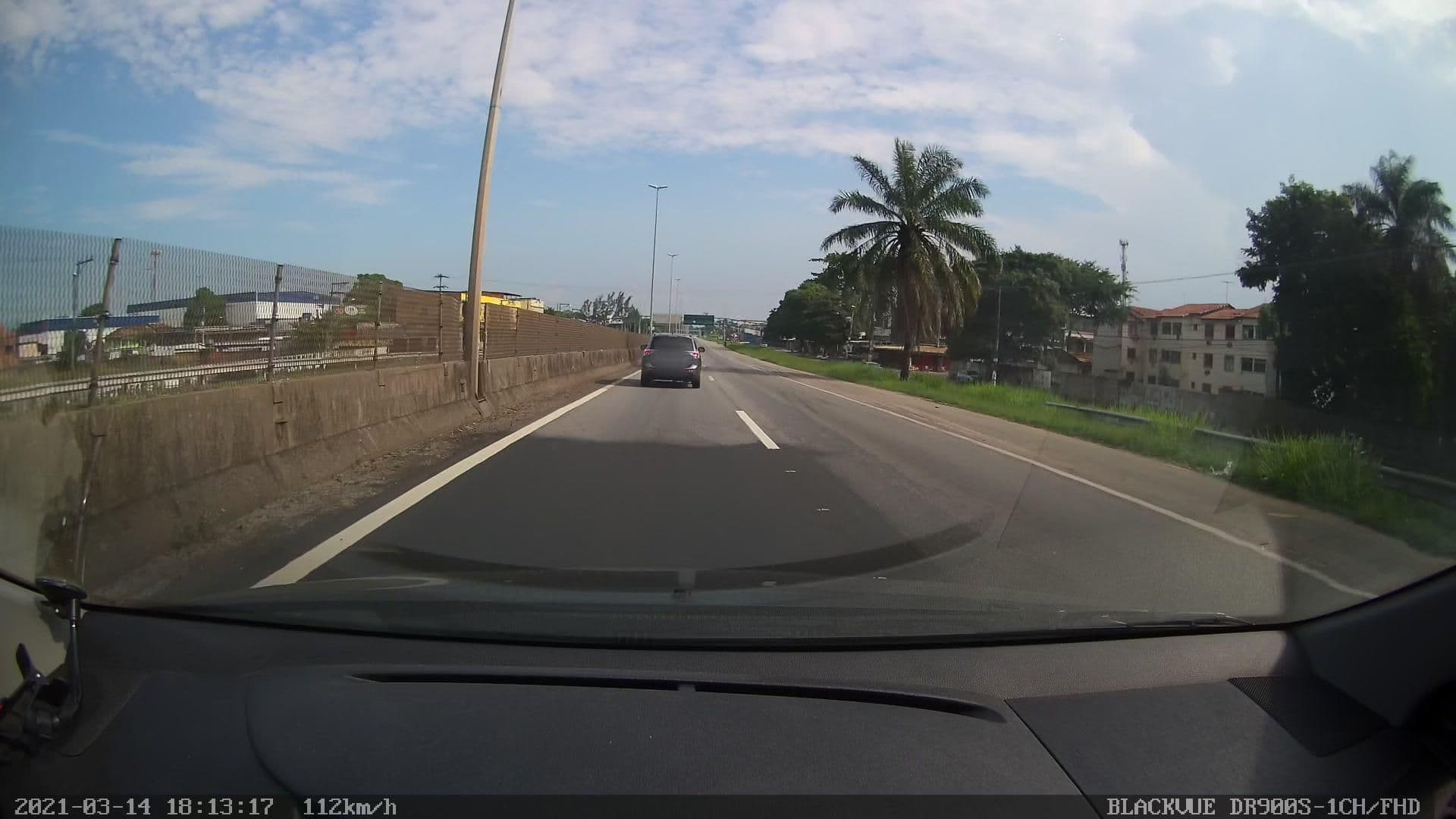 Street view near Comfort e Go Inn Duque de Caxias, Duque de Caxias — © mnigri (CC BY-SA · Mapillary)