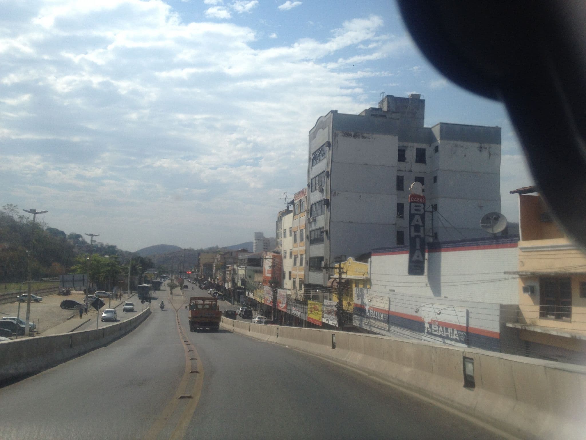 Street view near Hotel Condessa, Três Rios — © vialma (CC BY-SA · Mapillary)
