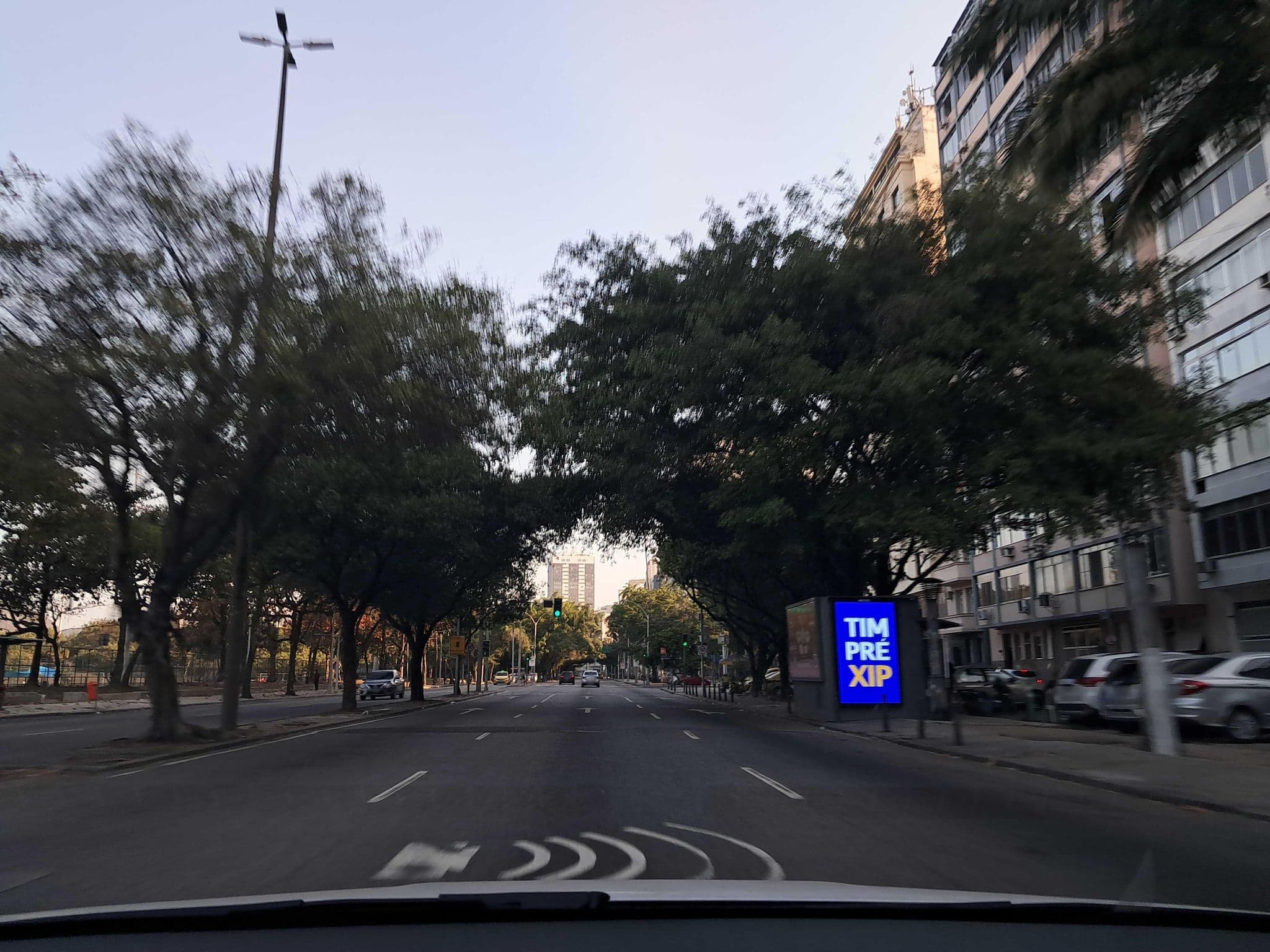 Street view near Hotel Flamengo Palace, Catete — © Malu25 (CC BY-SA · Mapillary)