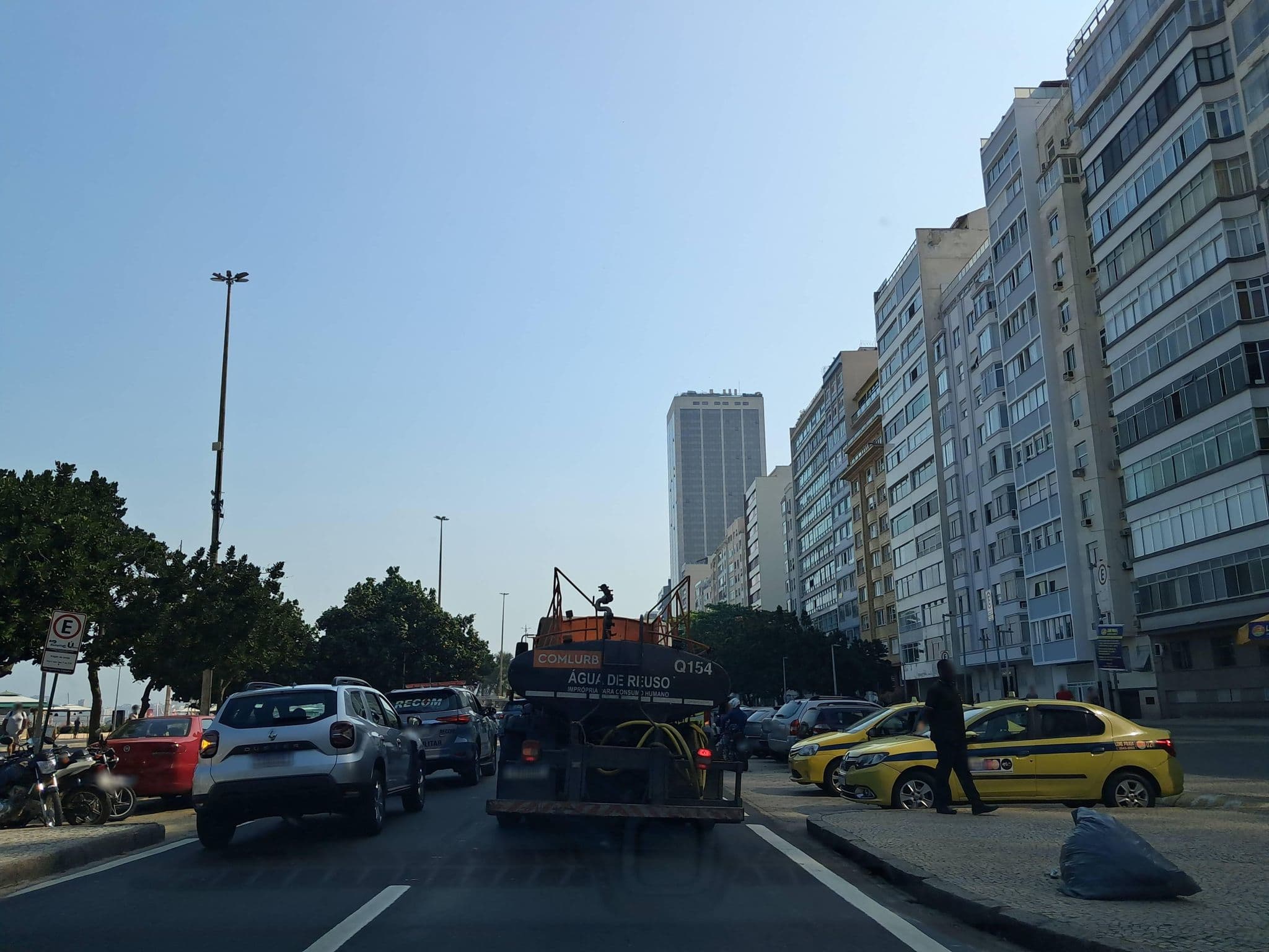Street view near Piscina, Copacabana — © Malu25 (CC BY-SA · Mapillary)