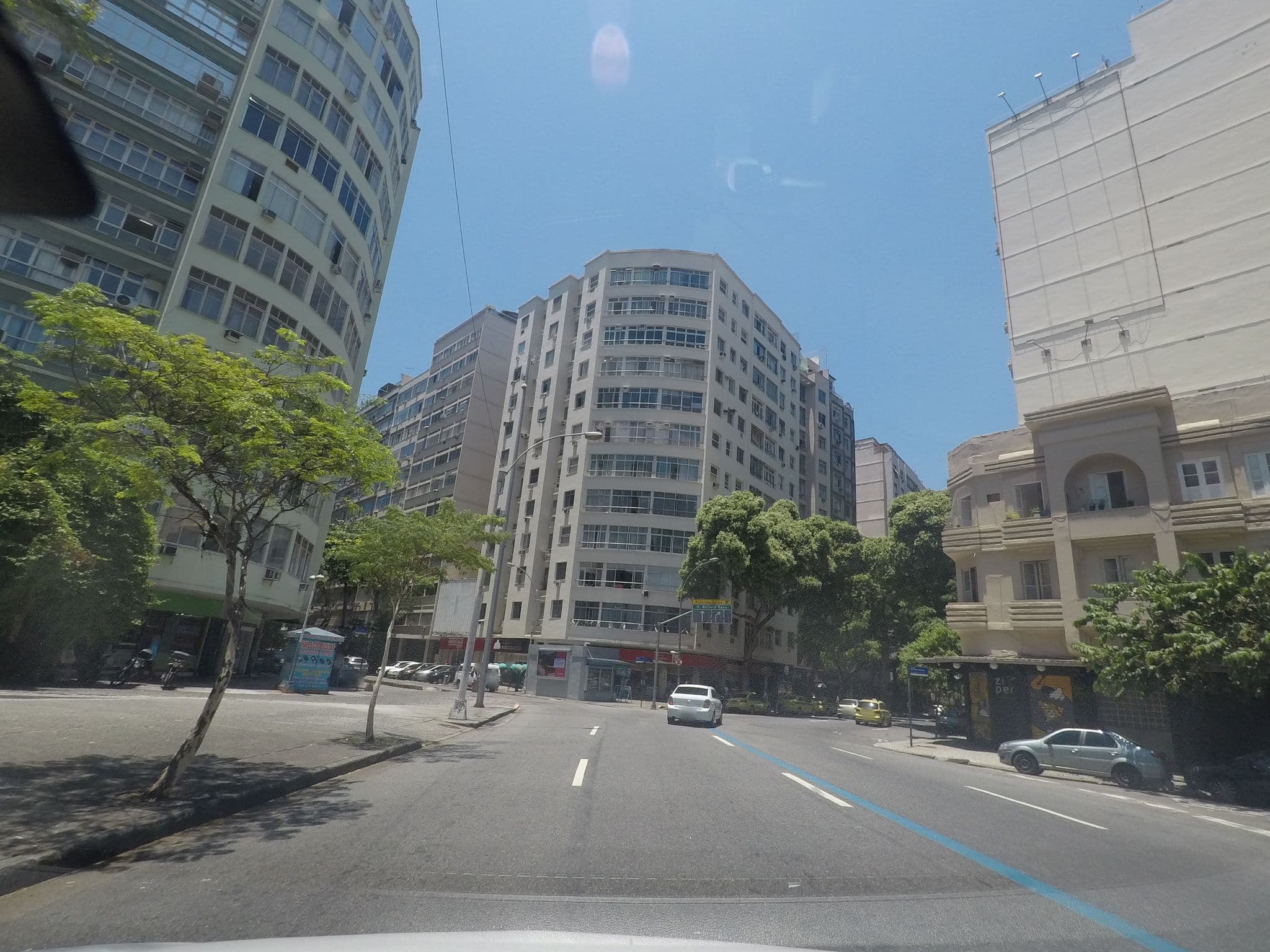 Street view near Hotel Diplomata Copacabana, Copacabana — © marciosampaio (CC BY-SA · Mapillary)
