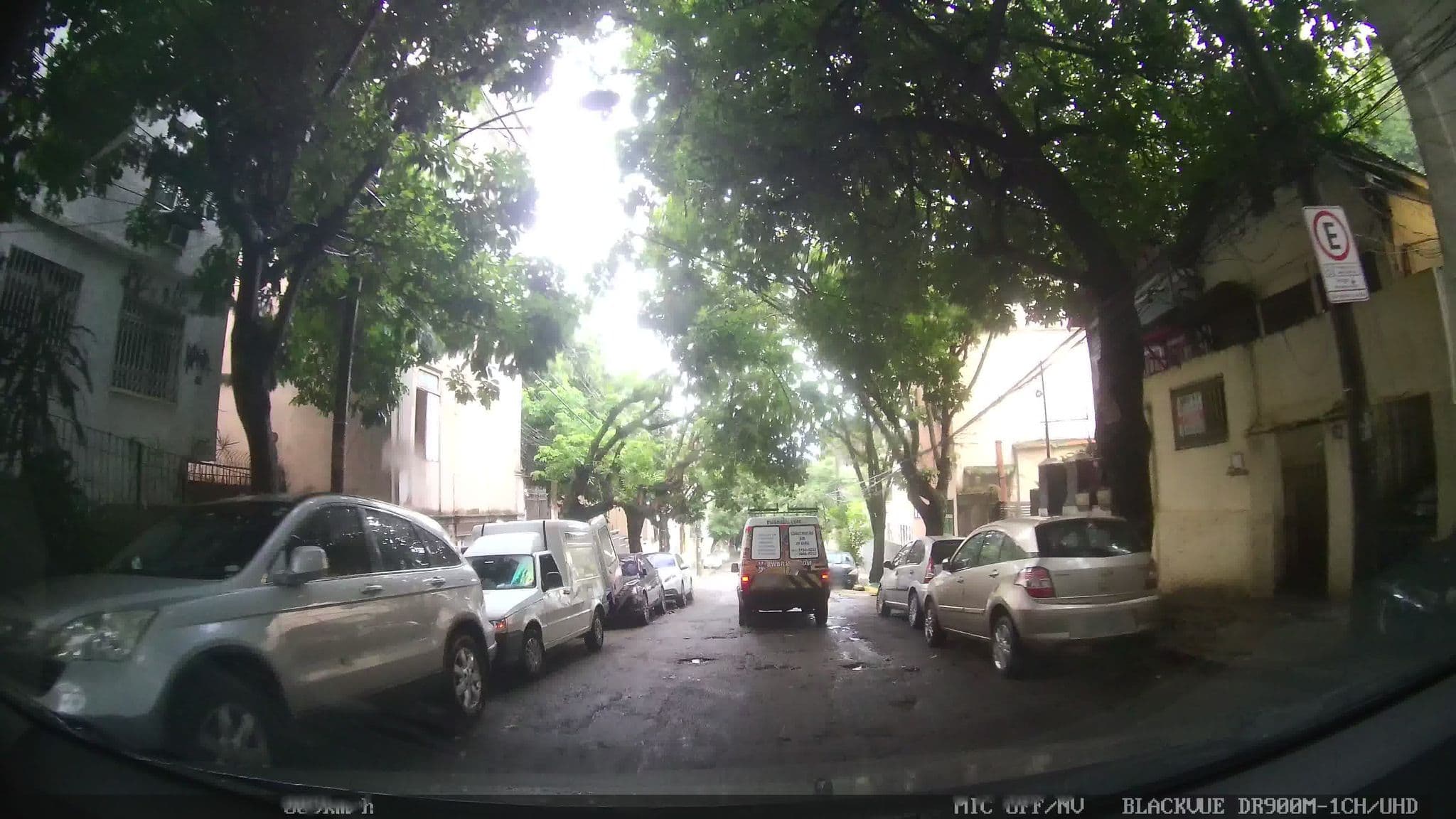 Street view near Hosteria Vila Vieira's Hyo, Catete — © kaart_2 (CC BY-SA · Mapillary)