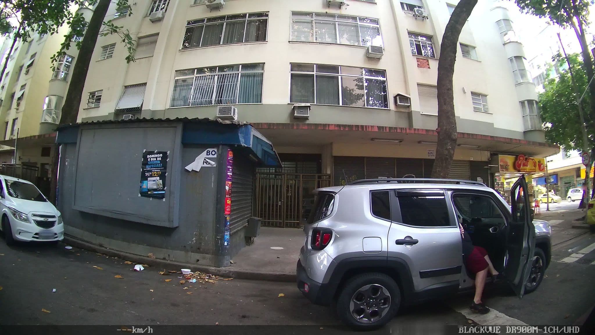 Street view near Rio Paradise Apartments, Copacabana — © kaart_2 (CC BY-SA · Mapillary)
