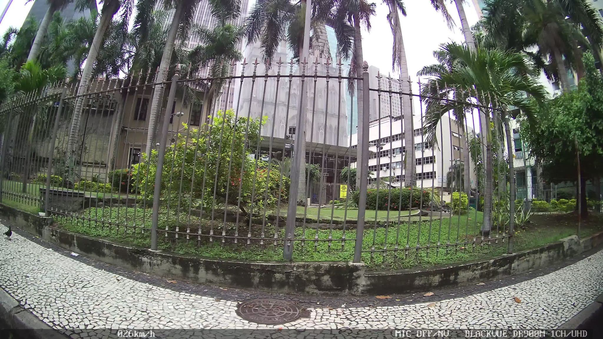 Street view near DoubleTree by Hilton Hotel, Rio de Janeiro — © kaart_2 (CC BY-SA · Mapillary)