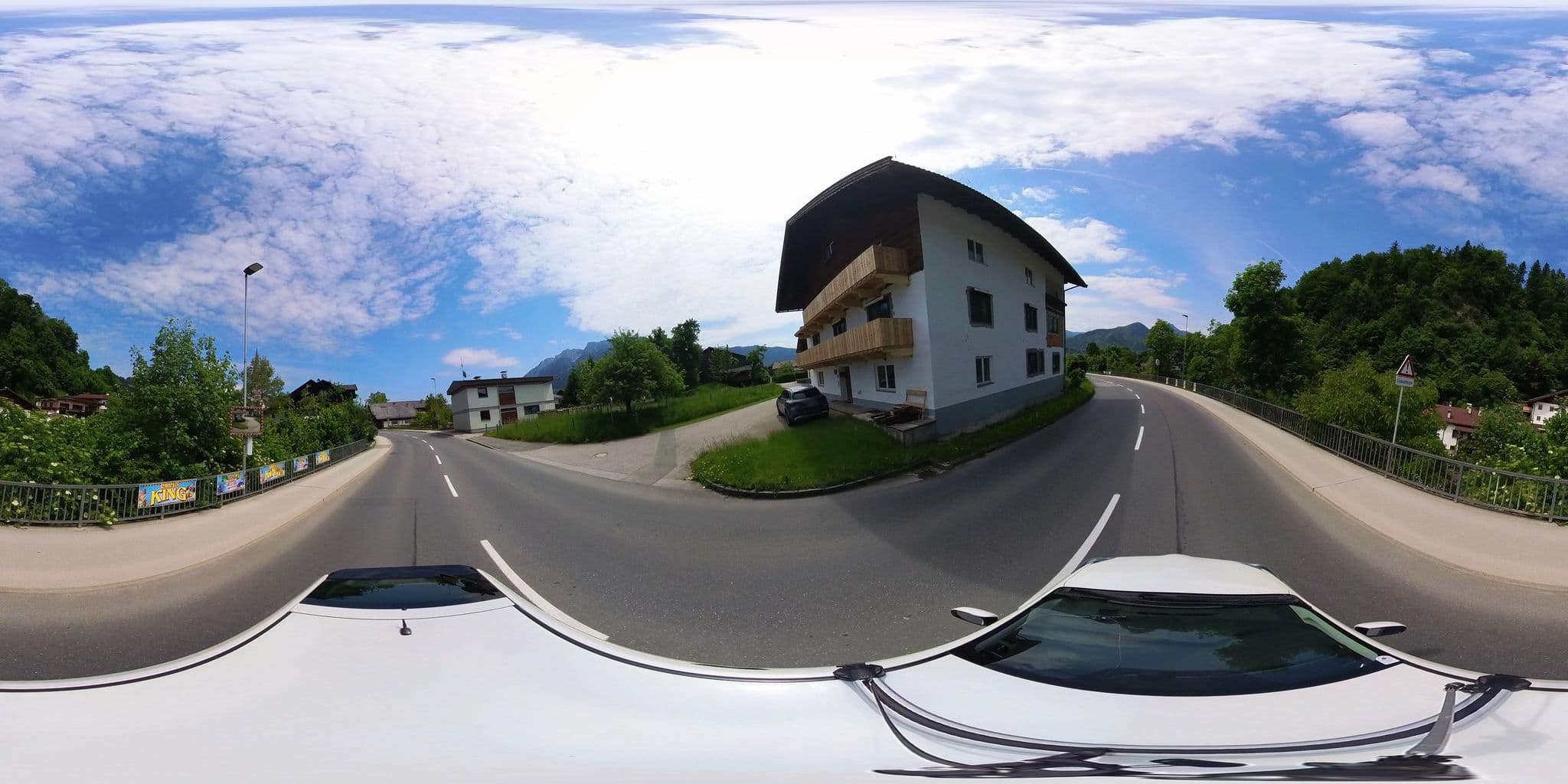Street view near Bauernhof Schusterbauer, Niederndorf — © osmplus_org (CC BY-SA · Mapillary)
