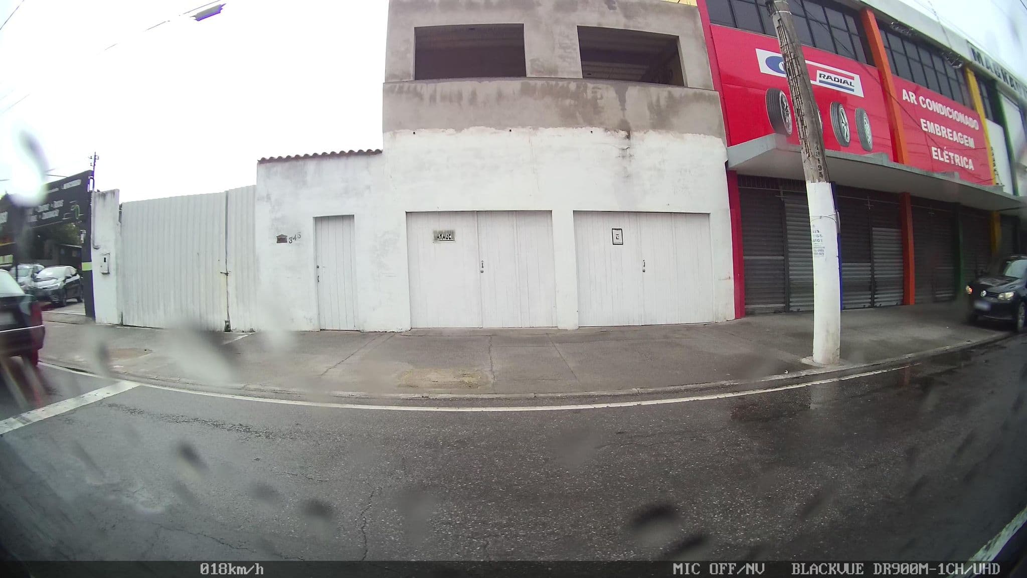 Street view near Hotel Nanuque, Cabo Frio — © kaart_2 (CC BY-SA · Mapillary)