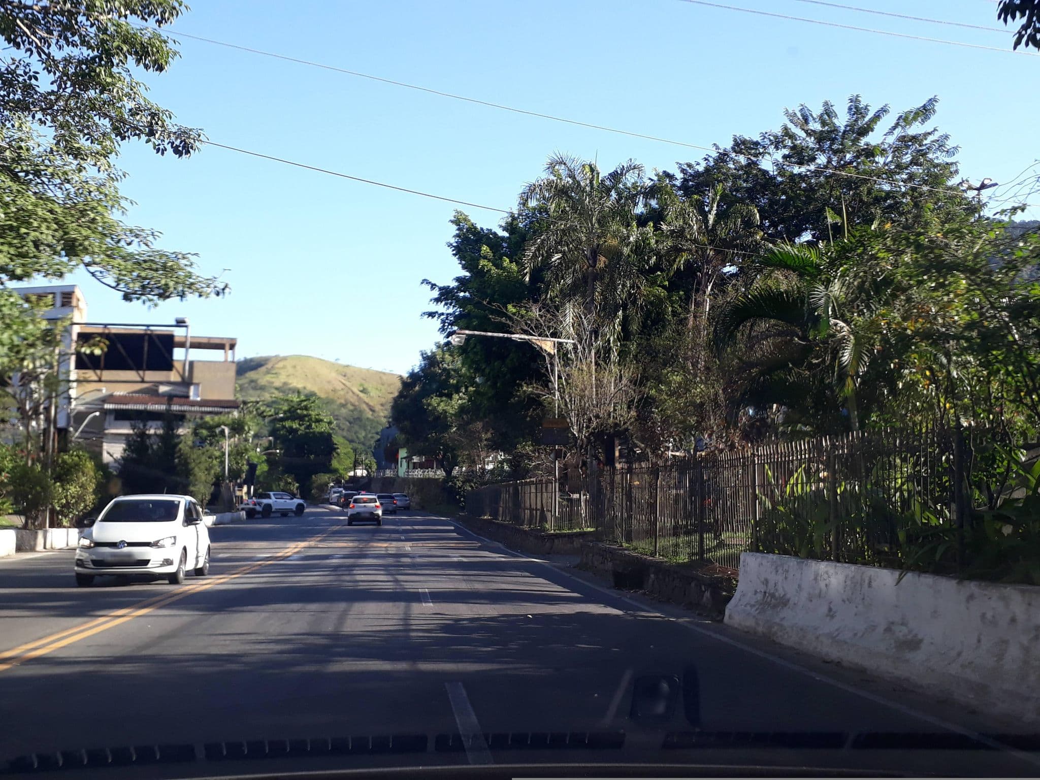Street view near Hotel Lima, Cachoeiras de Macacu — © fidelisassis (CC BY-SA · Mapillary)