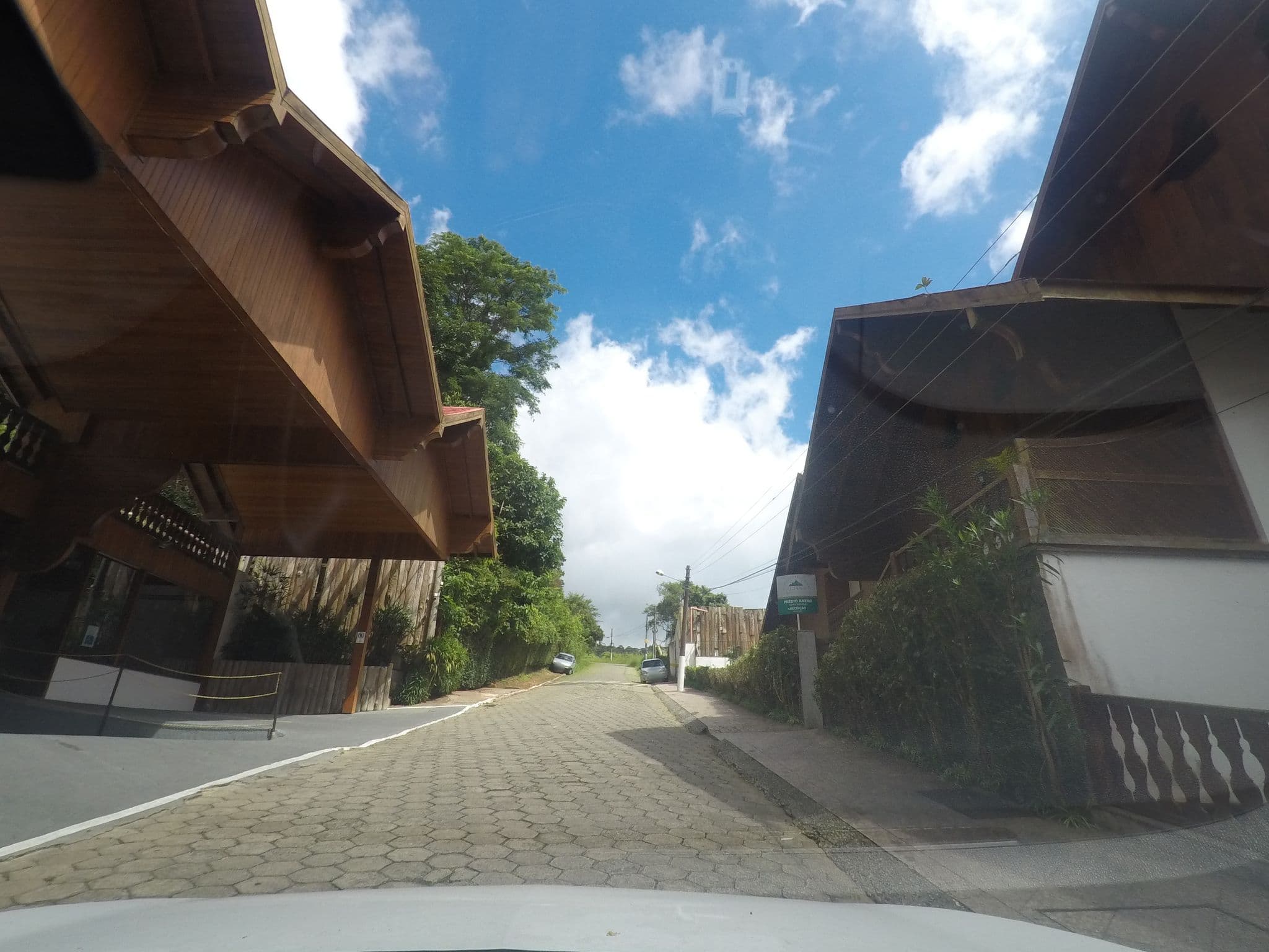 Street view near Alpina Kids, Teresópolis — © marciosampaio (CC BY-SA · Mapillary)