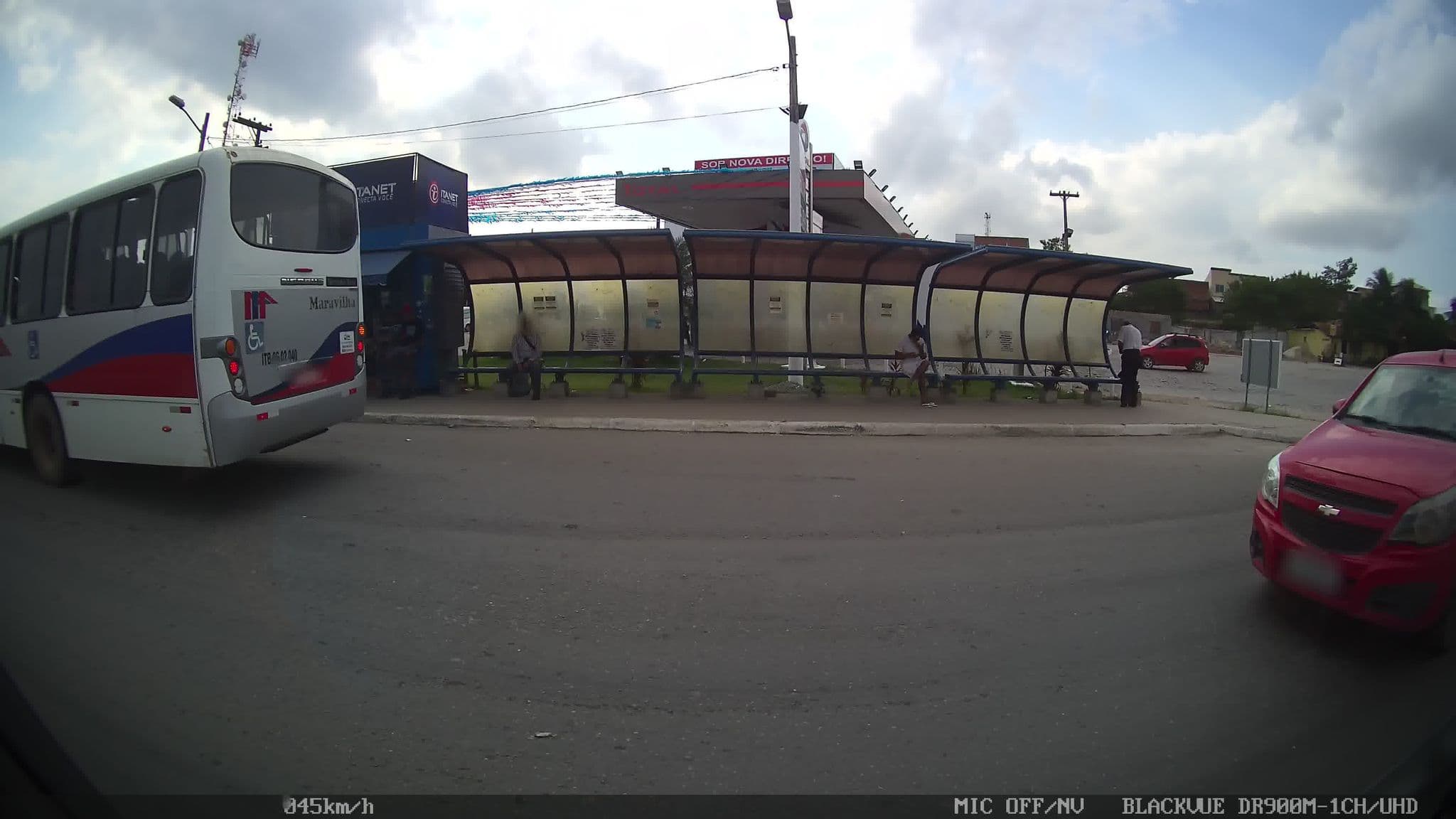 Street view near Hotel LeCanton, Itaboraí — © kaart_2 (CC BY-SA · Mapillary)