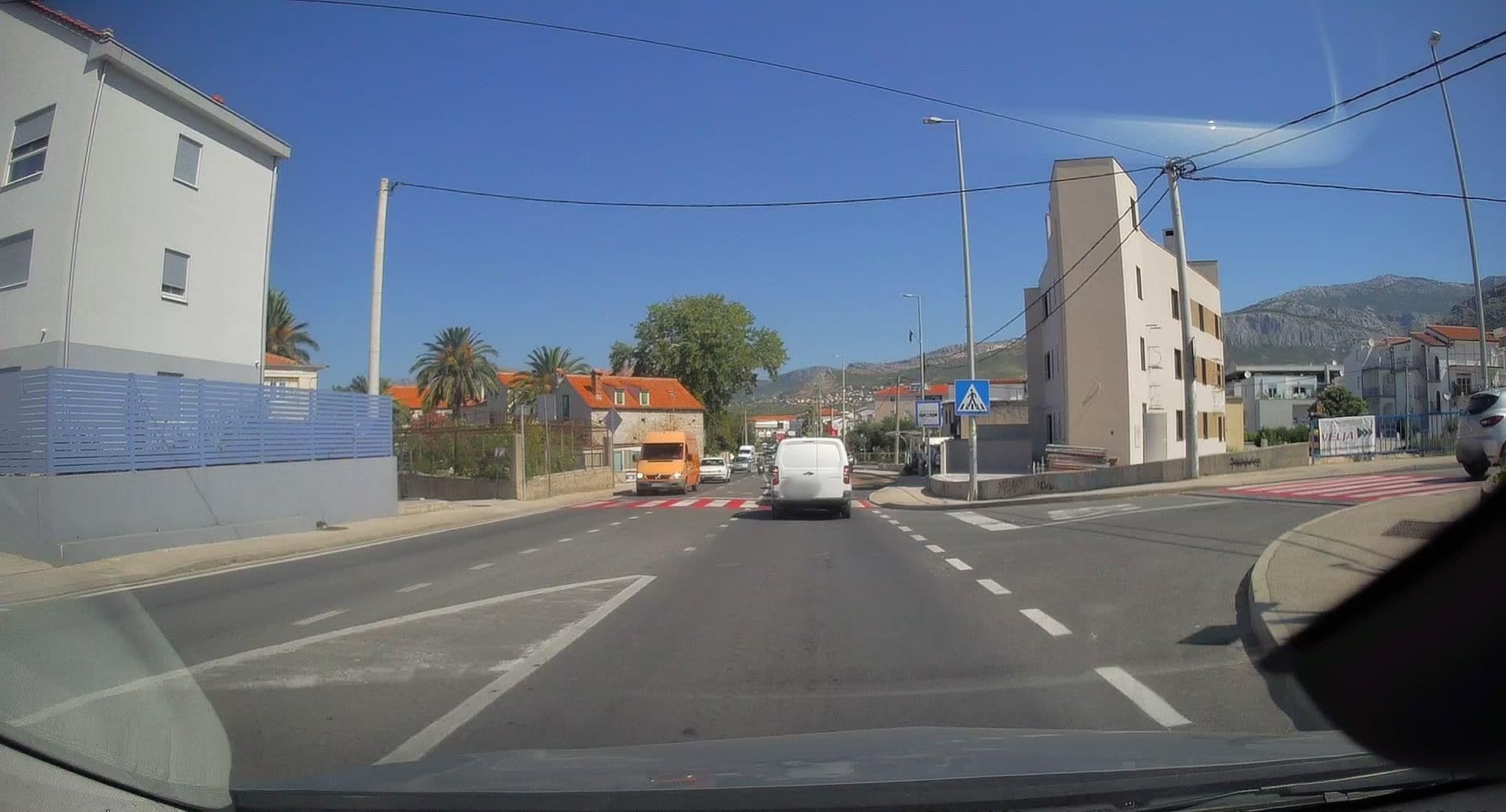 Street view near Apartments Krnić, Strožanac - Donji — © edc22 (CC BY-SA · Mapillary)