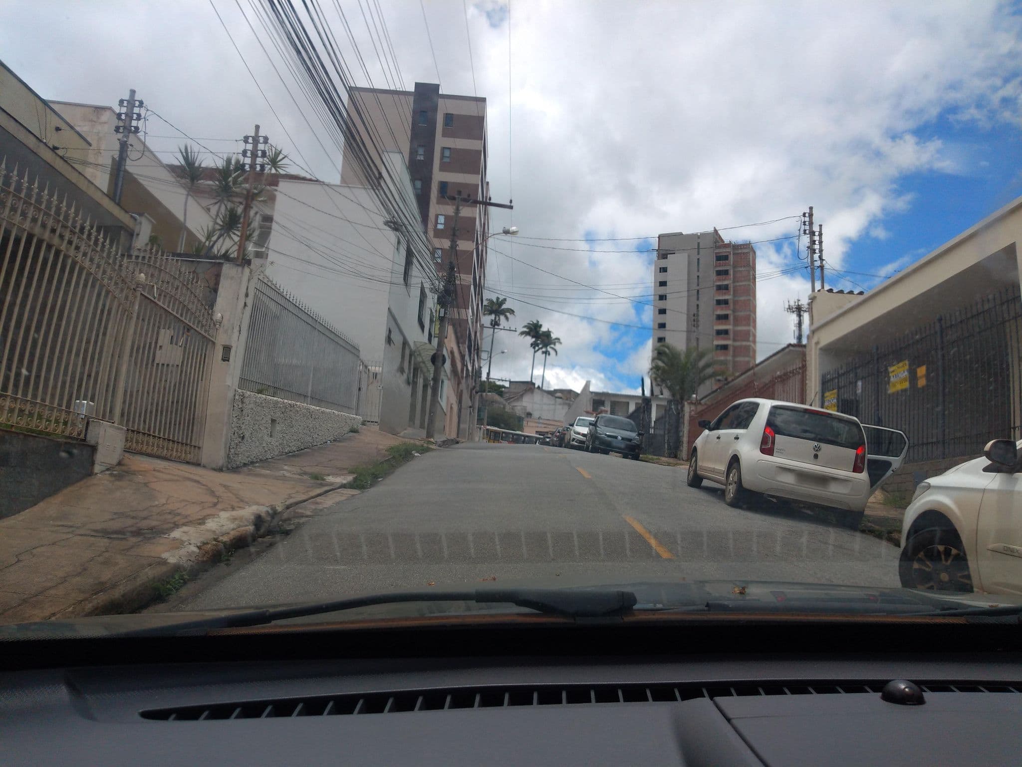 Street view near hotel california, Lavras — © diegobiavati (CC BY-SA · Mapillary)