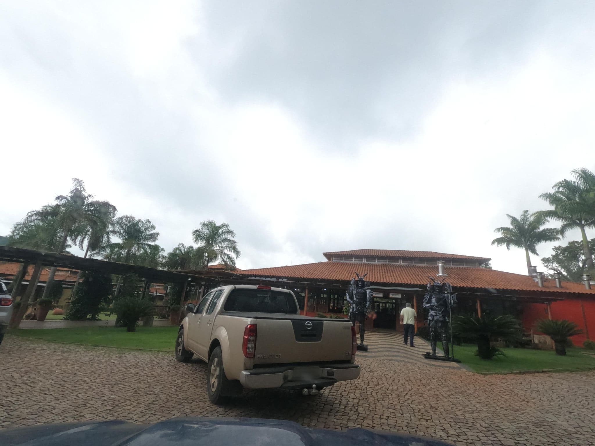Street view near Hotel Casa Grande, Paraopeba — © MuitoAlemdasFronteiras (CC BY-SA · Mapillary)