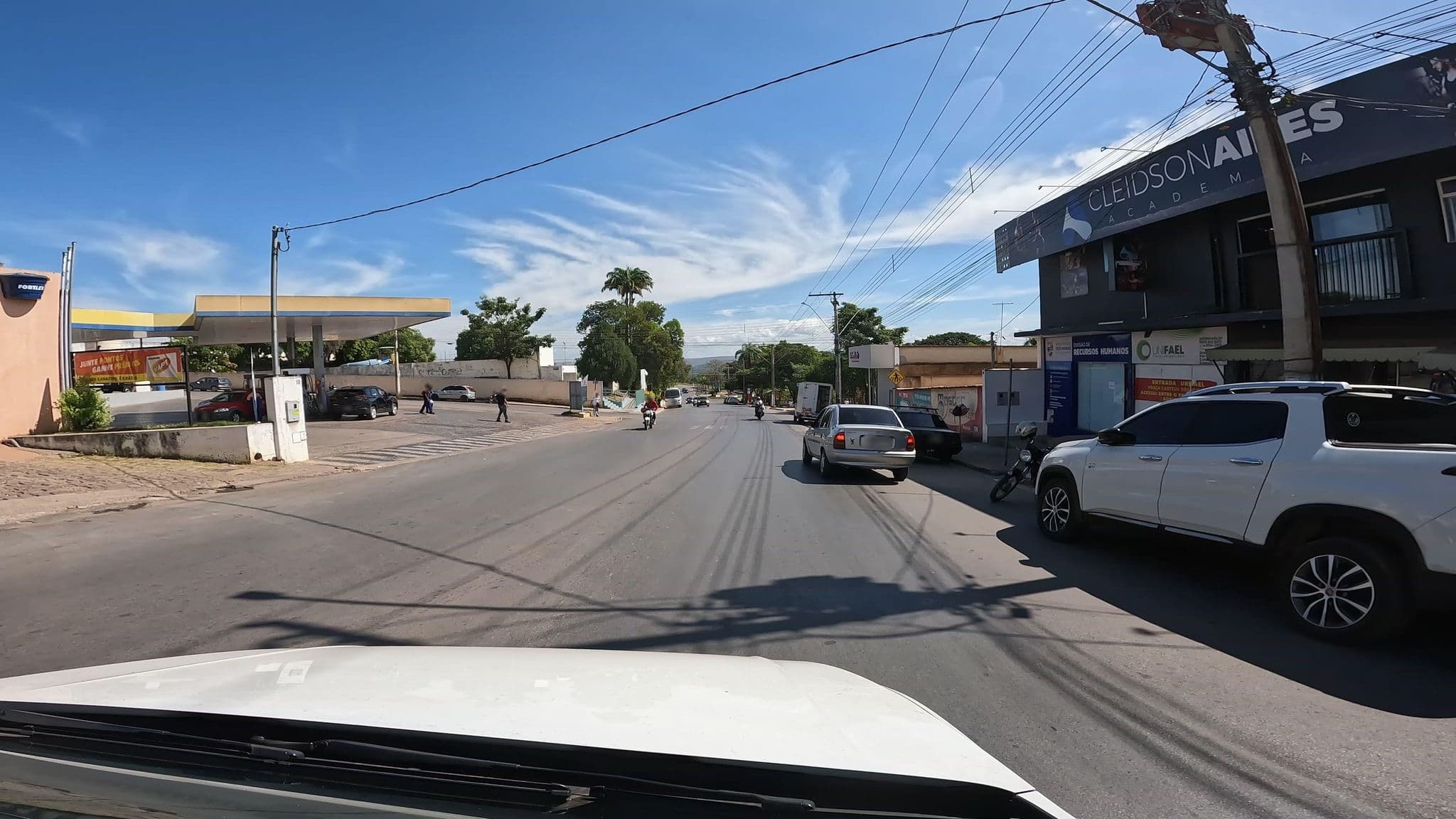 Street view near Represa Hotel, Três Marias — © Solve (CC BY-SA · Mapillary)