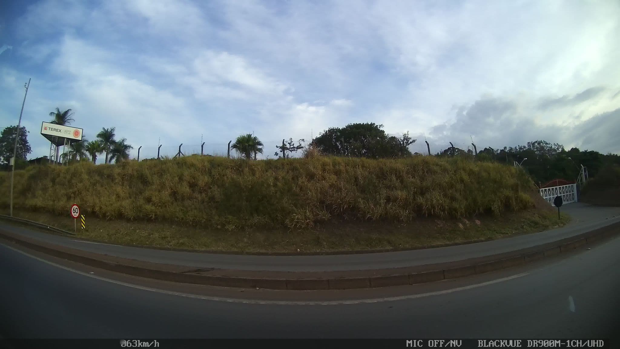Street view near Astra Motel, Betim — © kaart_1 (CC BY-SA · Mapillary)