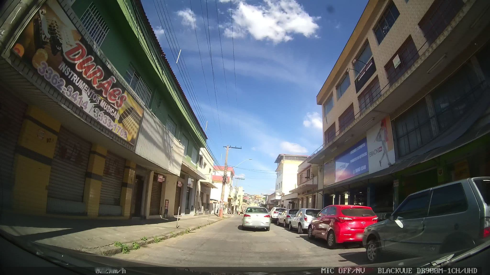 Street view near Hotel Flipper, Contagem — © kaart_2 (CC BY-SA · Mapillary)