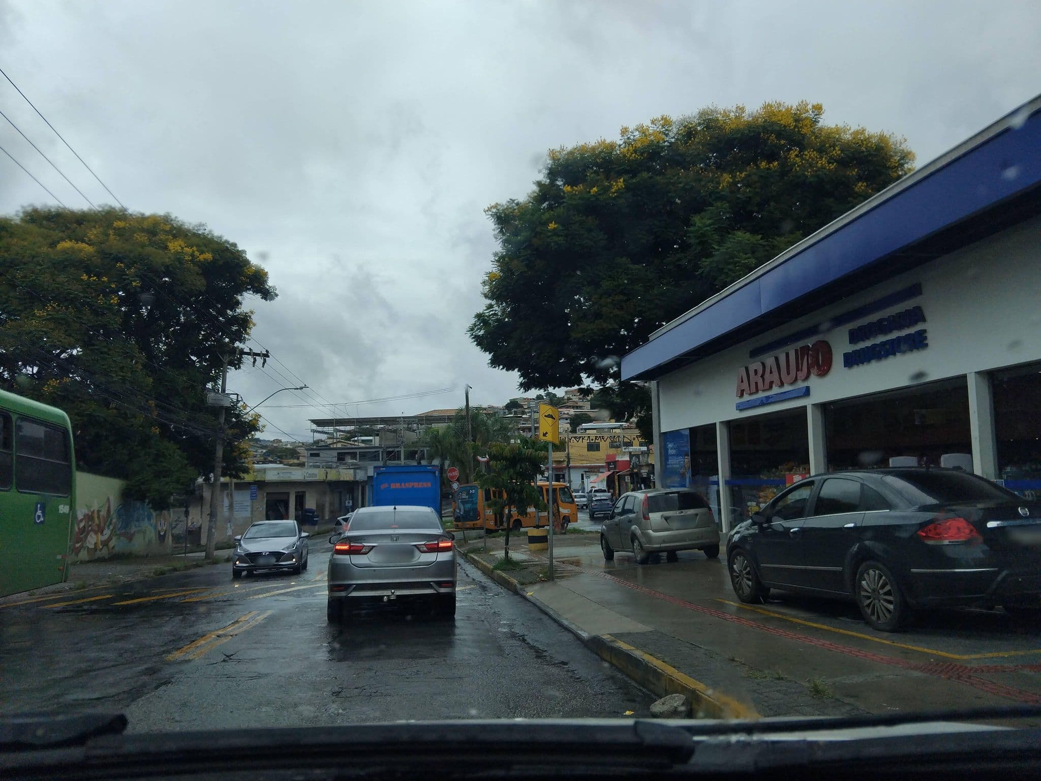 Street view near Motel Sunrise, Contagem — © Prata (CC BY-SA · Mapillary)