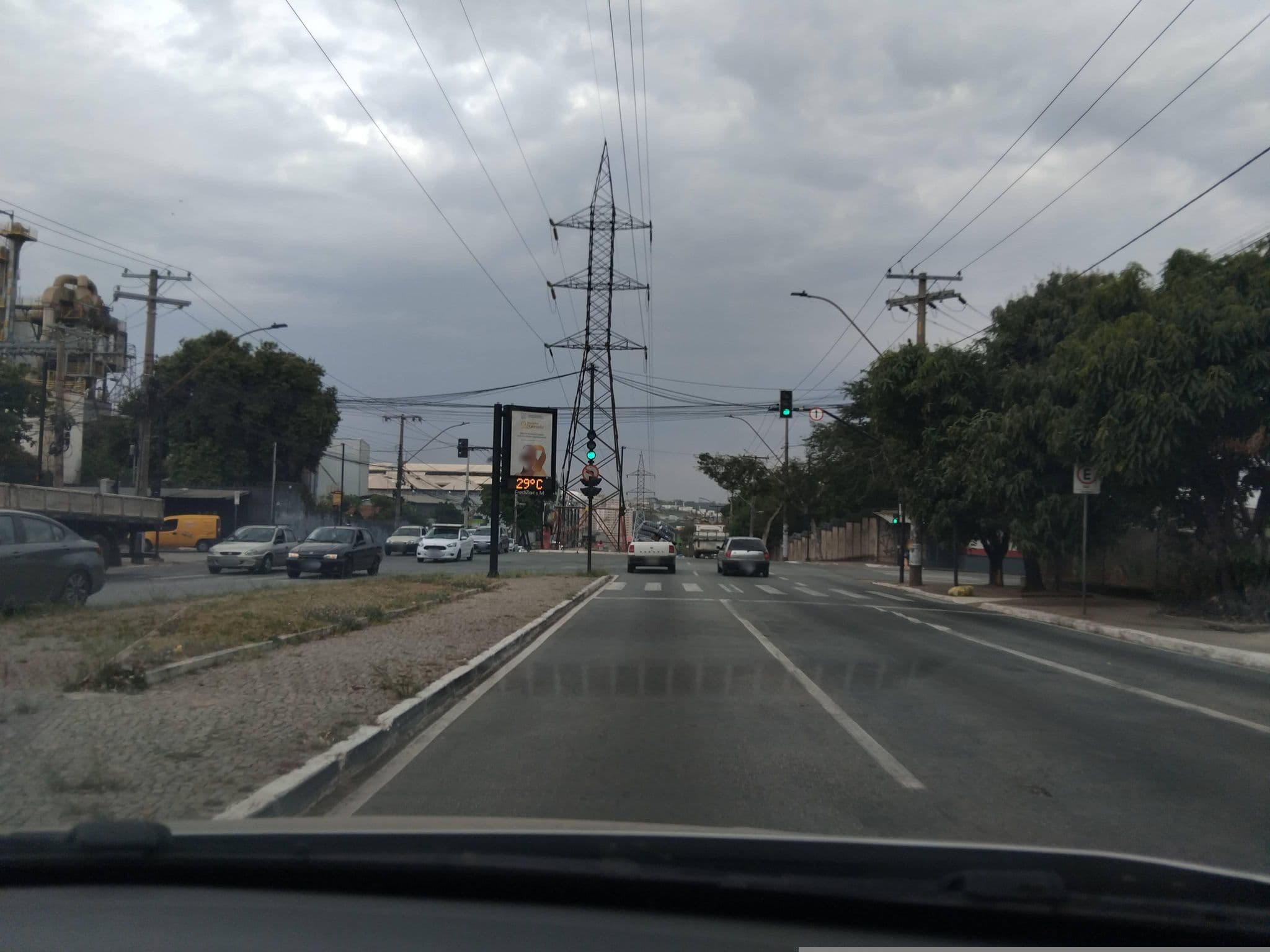 Street view near Monte Carlo Drive-in e Motel, Contagem — © Prata (CC BY-SA · Mapillary)