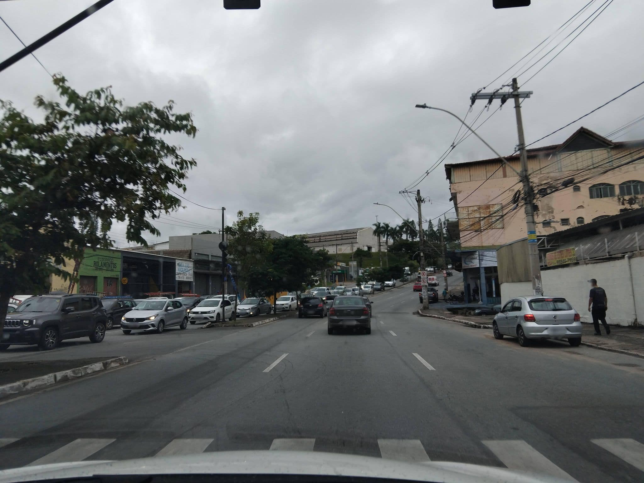 Street view near Amsterdam Palace Hotel, Contagem — © Prata (CC BY-SA · Mapillary)